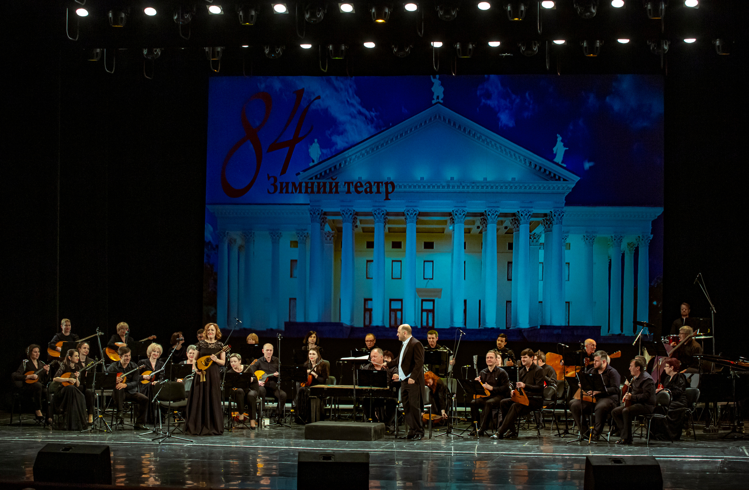 Зимнему театру в Сочи — 84. Фотограф в Сочи Юрий Шептаев