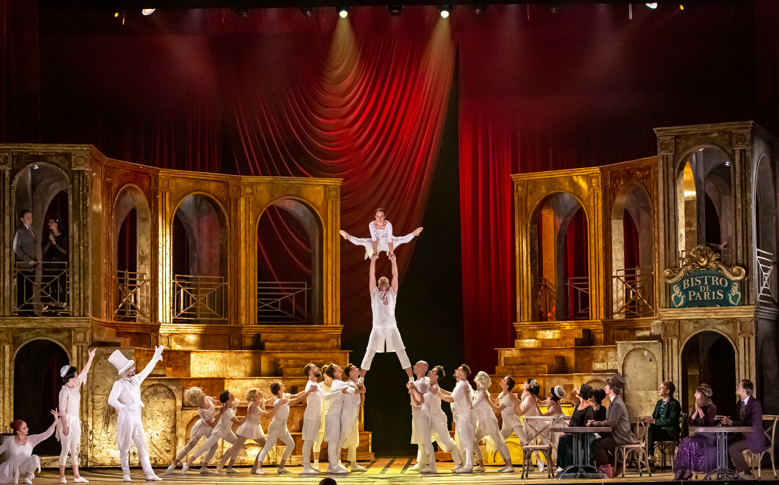 Мюзикл «Принцесса цирка» Московский театр мюзикла в Сочи Зимний театр. Фотограф в Сочи Юрий Шептаев