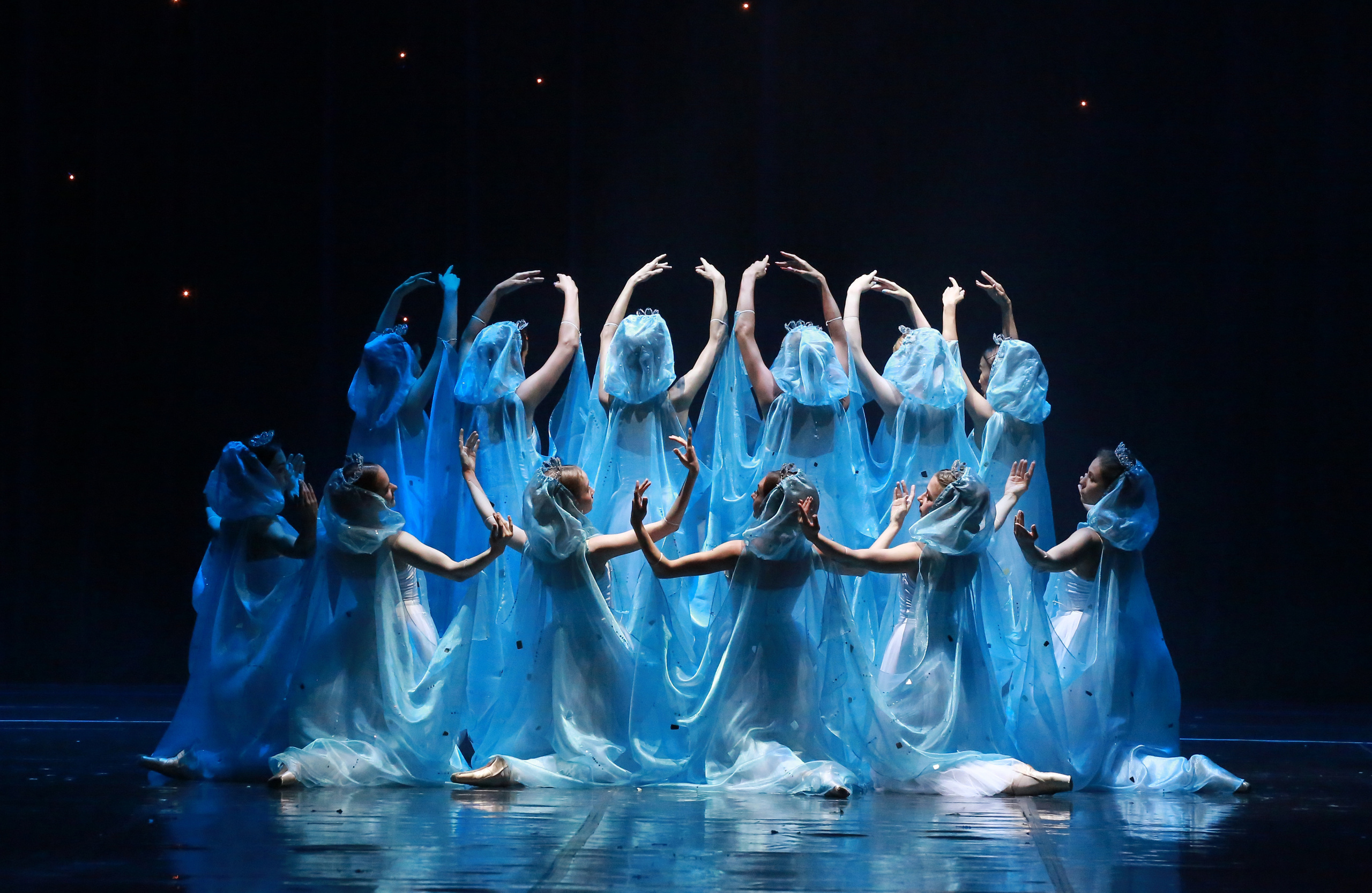 Спектакль Золушка Мариинского театра оперы и балета на сцене Зимнего театра. Фотограф в Сочи Юрий Шептаев