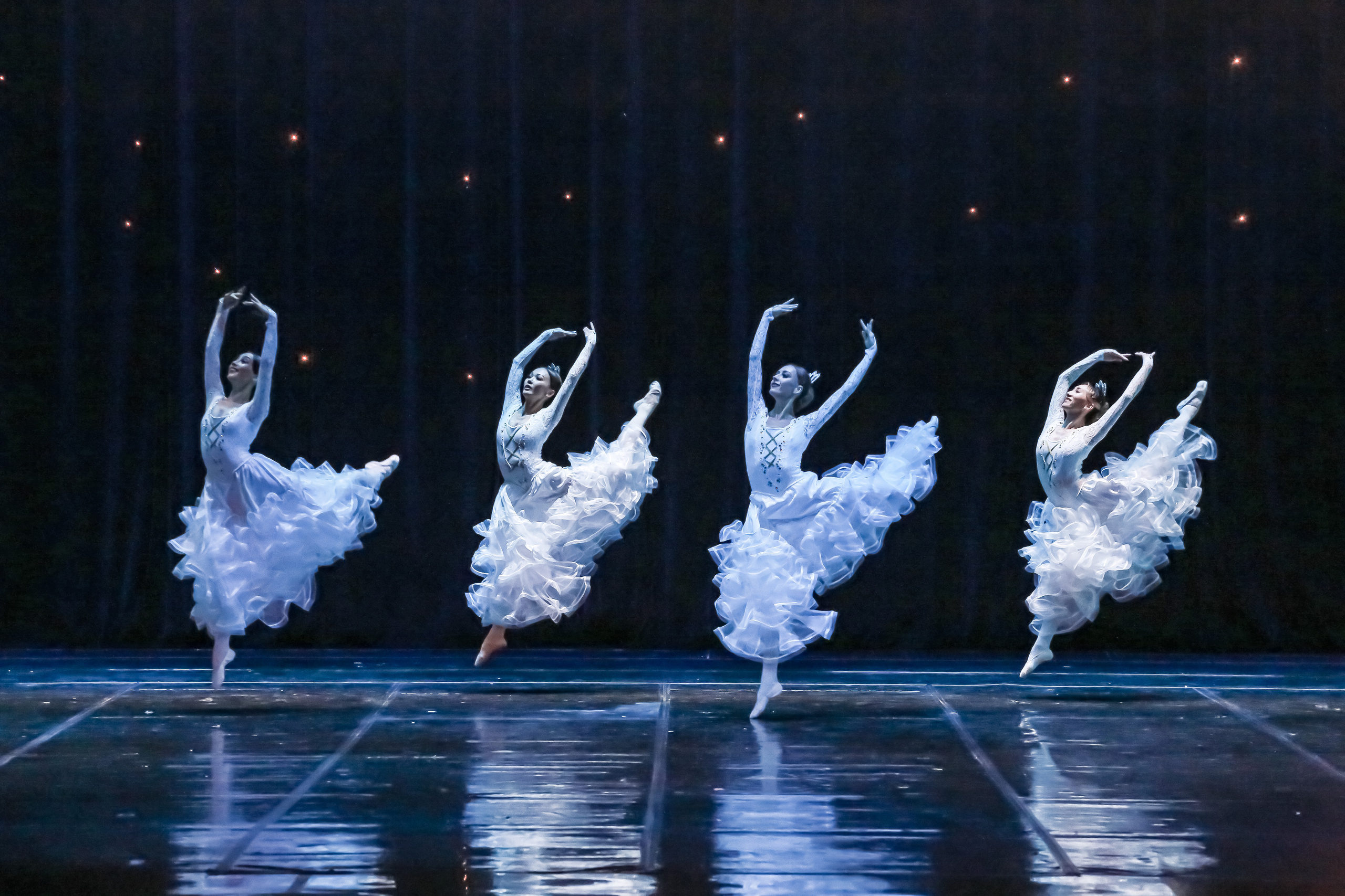 Спектакль Золушка Мариинского театра оперы и балета на сцене Зимнего театра. Фотограф в Сочи Юрий Шептаев