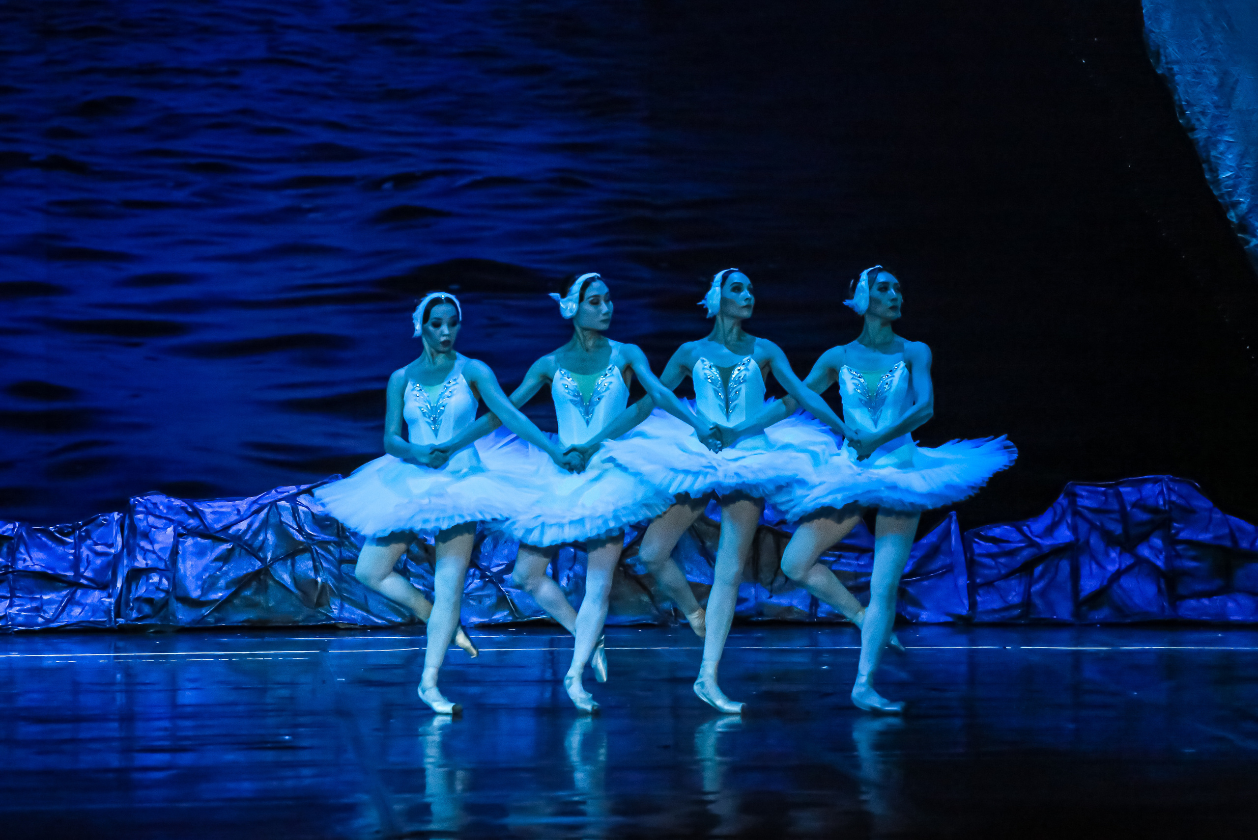 Спектакль Лебединое озеро Марийского театра оперы и балета Зимний. Фотограф в Сочи Юрий Шептаев