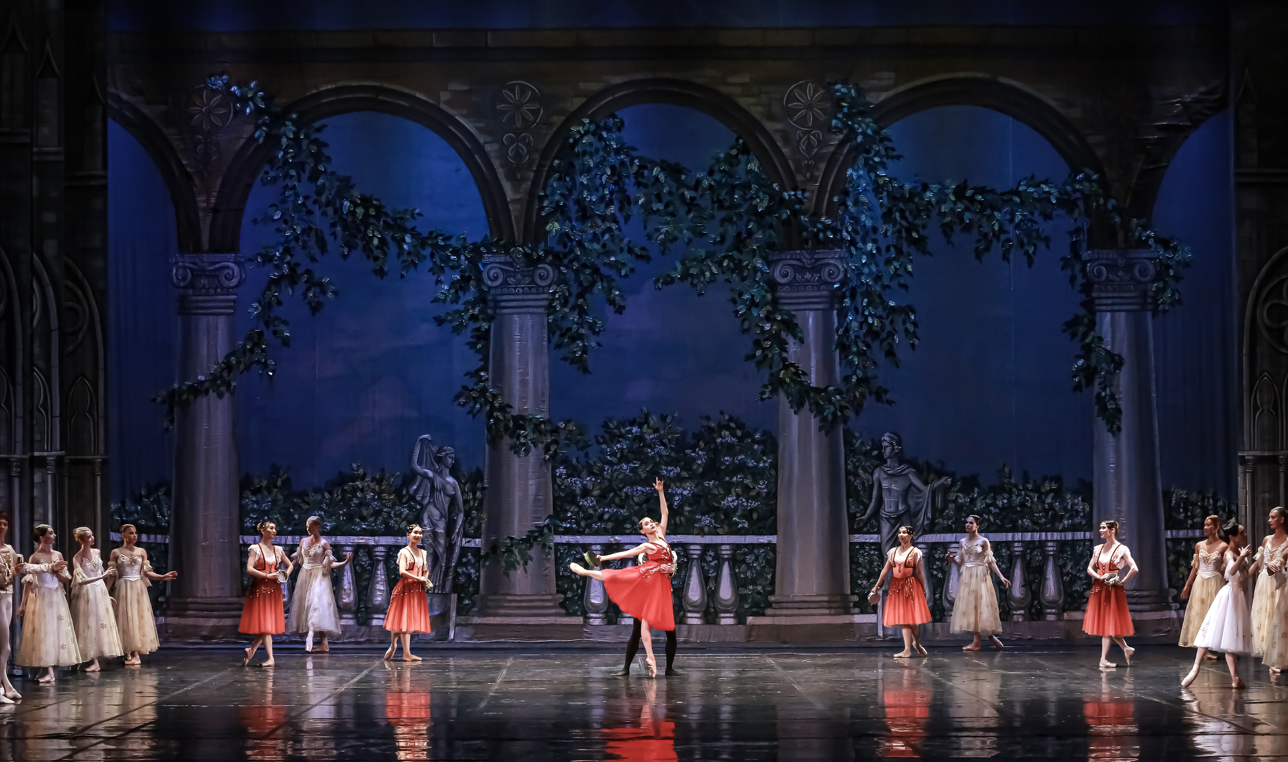 Спектакль Эсмеральда Марийского театра оперы и балета. Фотограф в Сочи Юрий Шептаев