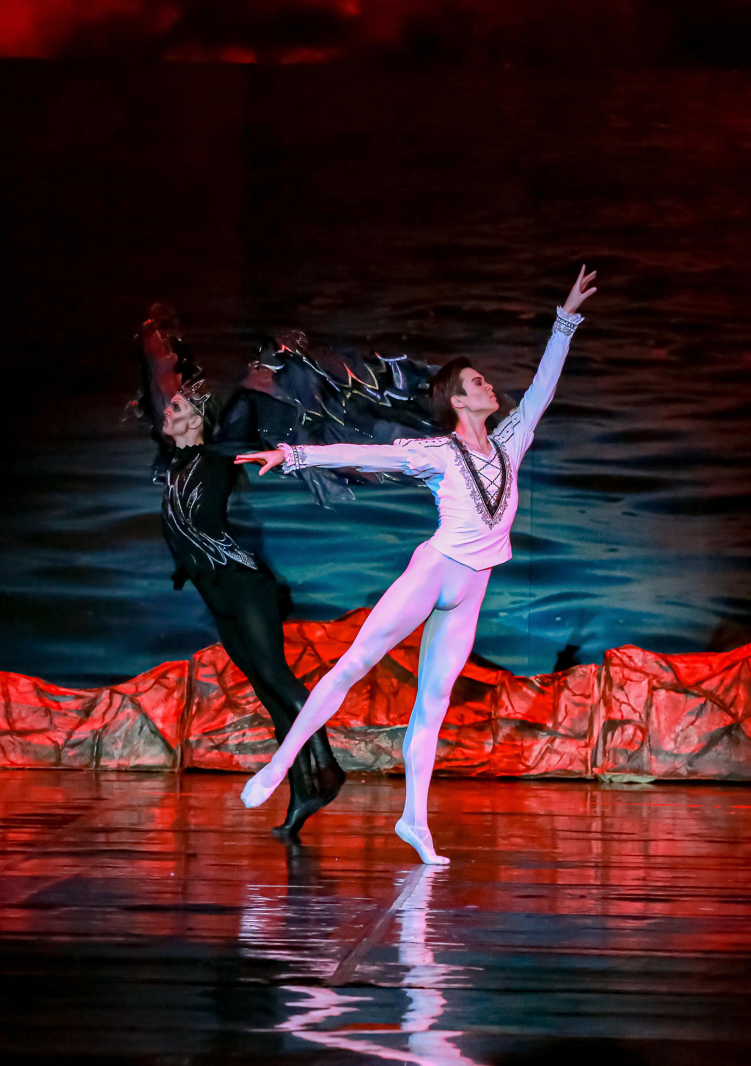 Спектакль Лебединое озеро Марийского театра оперы и балета Зимний. Фотограф в Сочи Юрий Шептаев