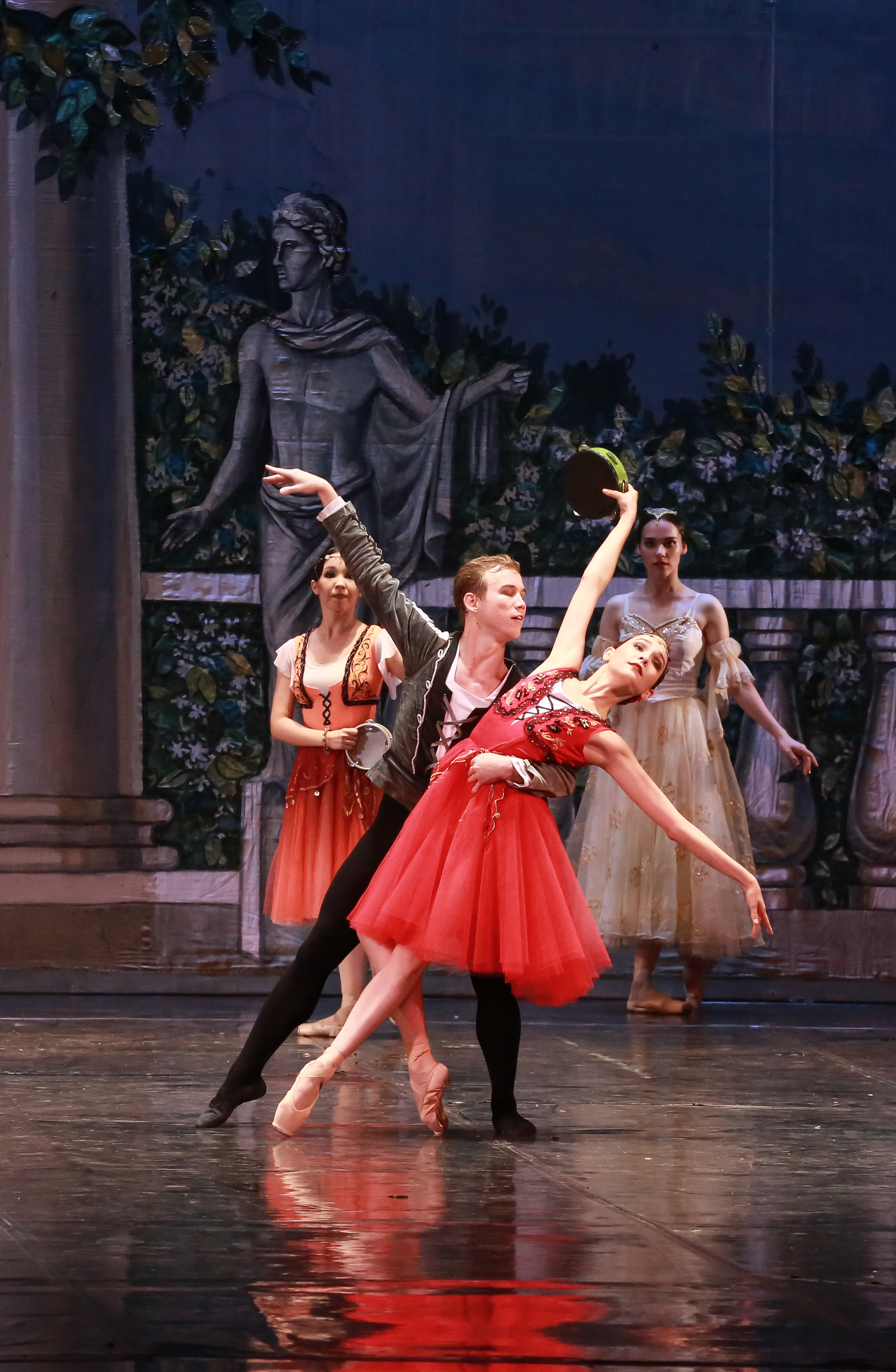 Спектакль Эсмеральда Марийского театра оперы и балета. Фотограф в Сочи Юрий Шептаев