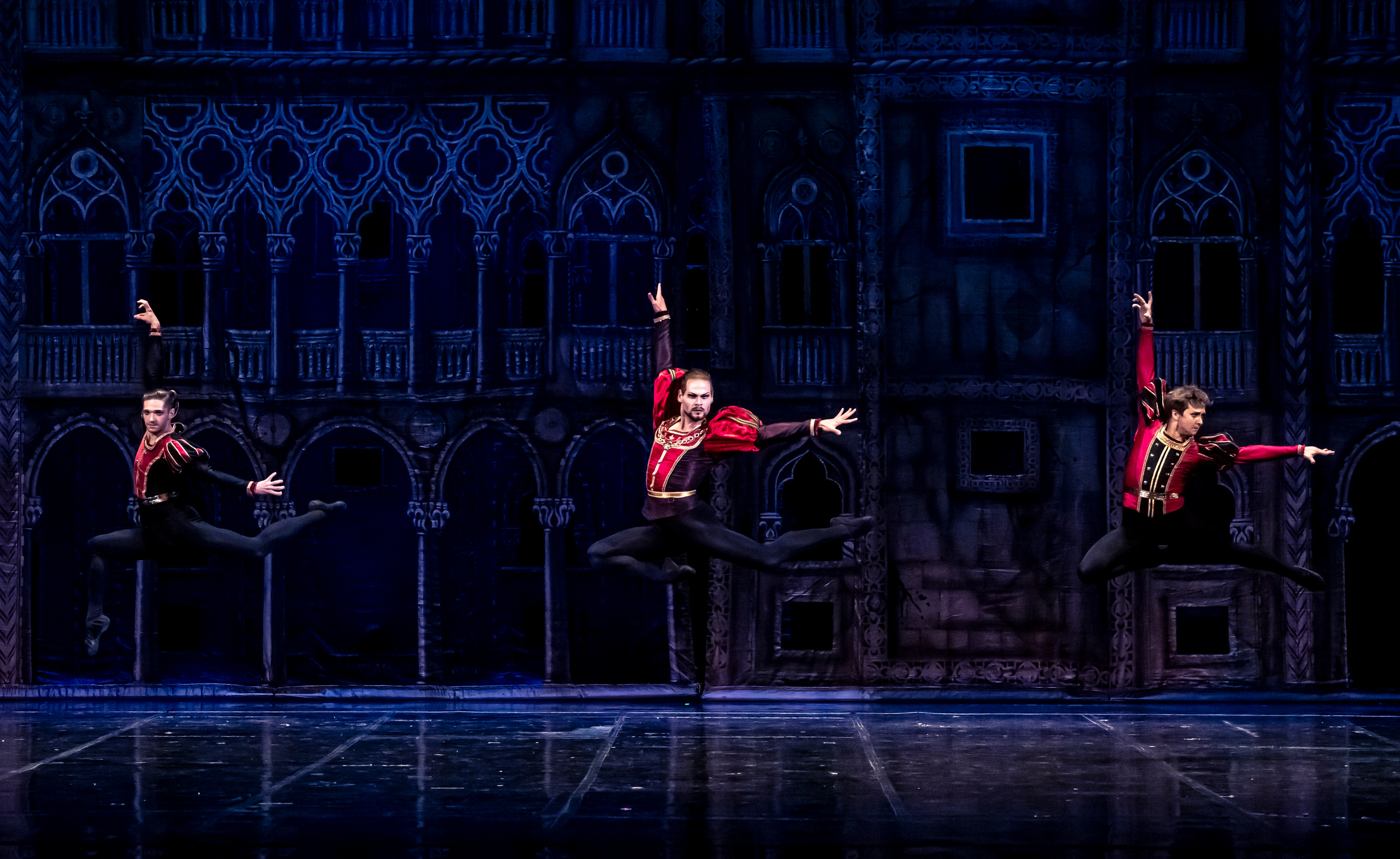 Спектакль Ромео и Жлульета. Фотограф в Сочи Юрий Шептаев