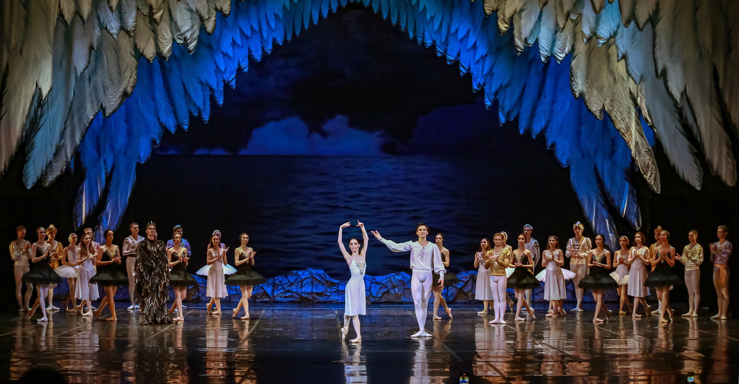 Спектакль Лебединое озеро Марийского театра оперы и балета Зимний. Фотограф в Сочи Юрий Шептаев