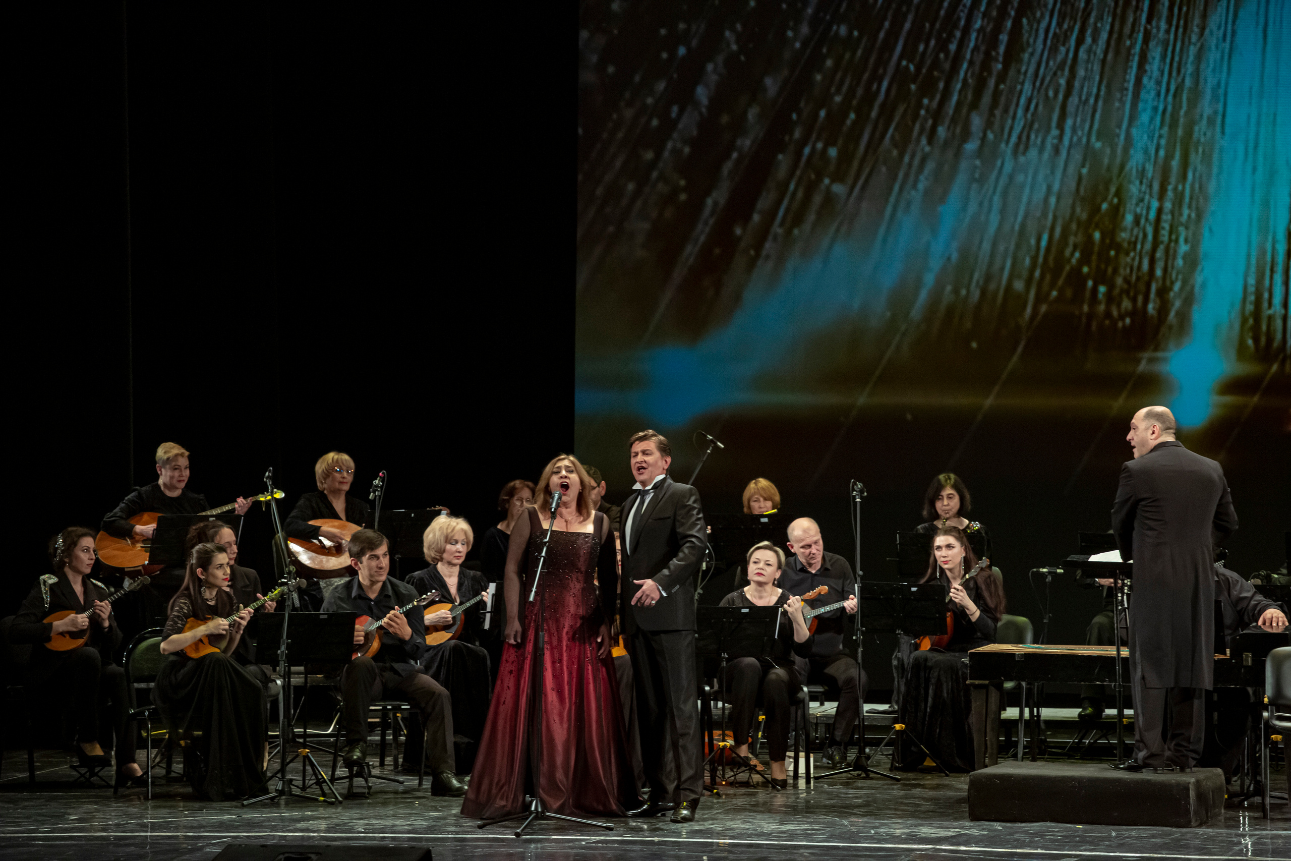 Зимнему театру в Сочи — 84. Фотограф в Сочи Юрий Шептаев