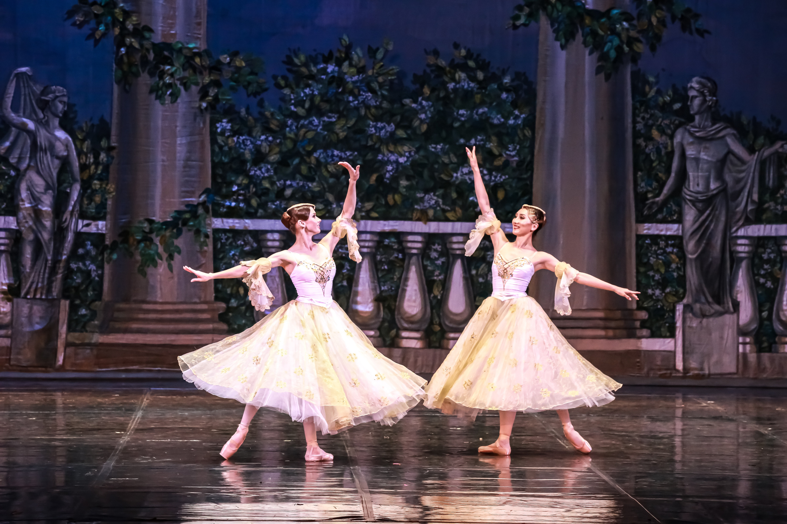 Спектакль Эсмеральда Марийского театра оперы и балета. Фотограф в Сочи Юрий Шептаев