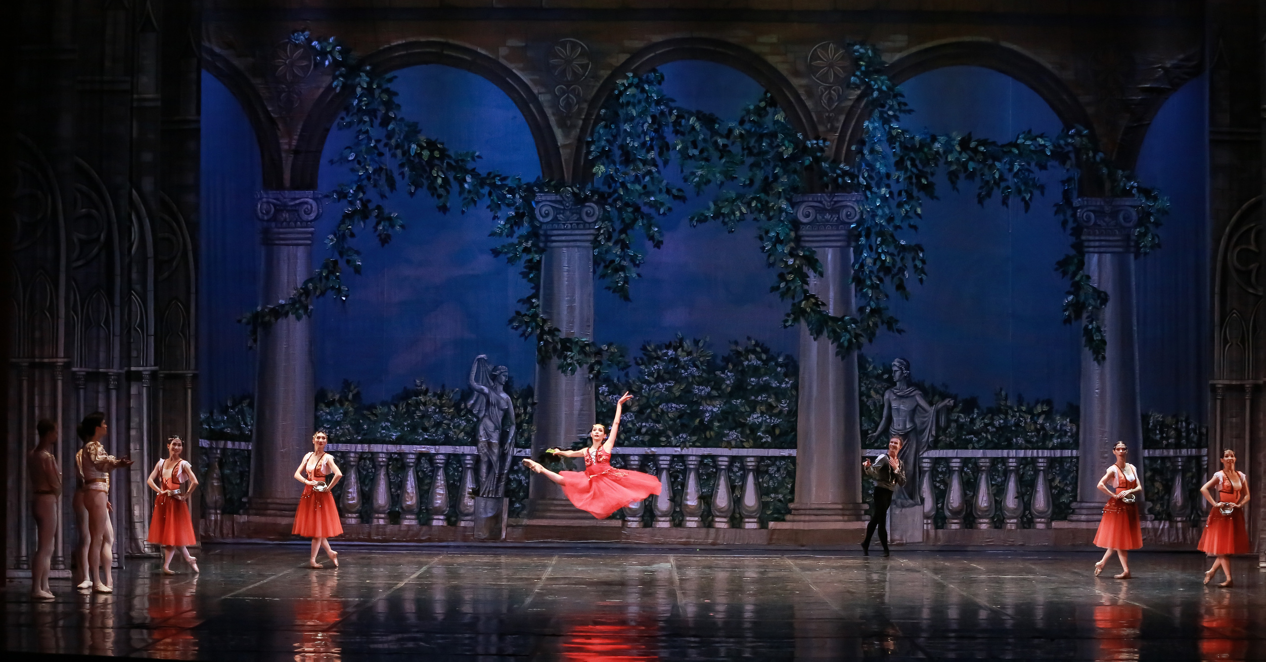 Спектакль Эсмеральда Марийского театра оперы и балета. Фотограф в Сочи Юрий Шептаев