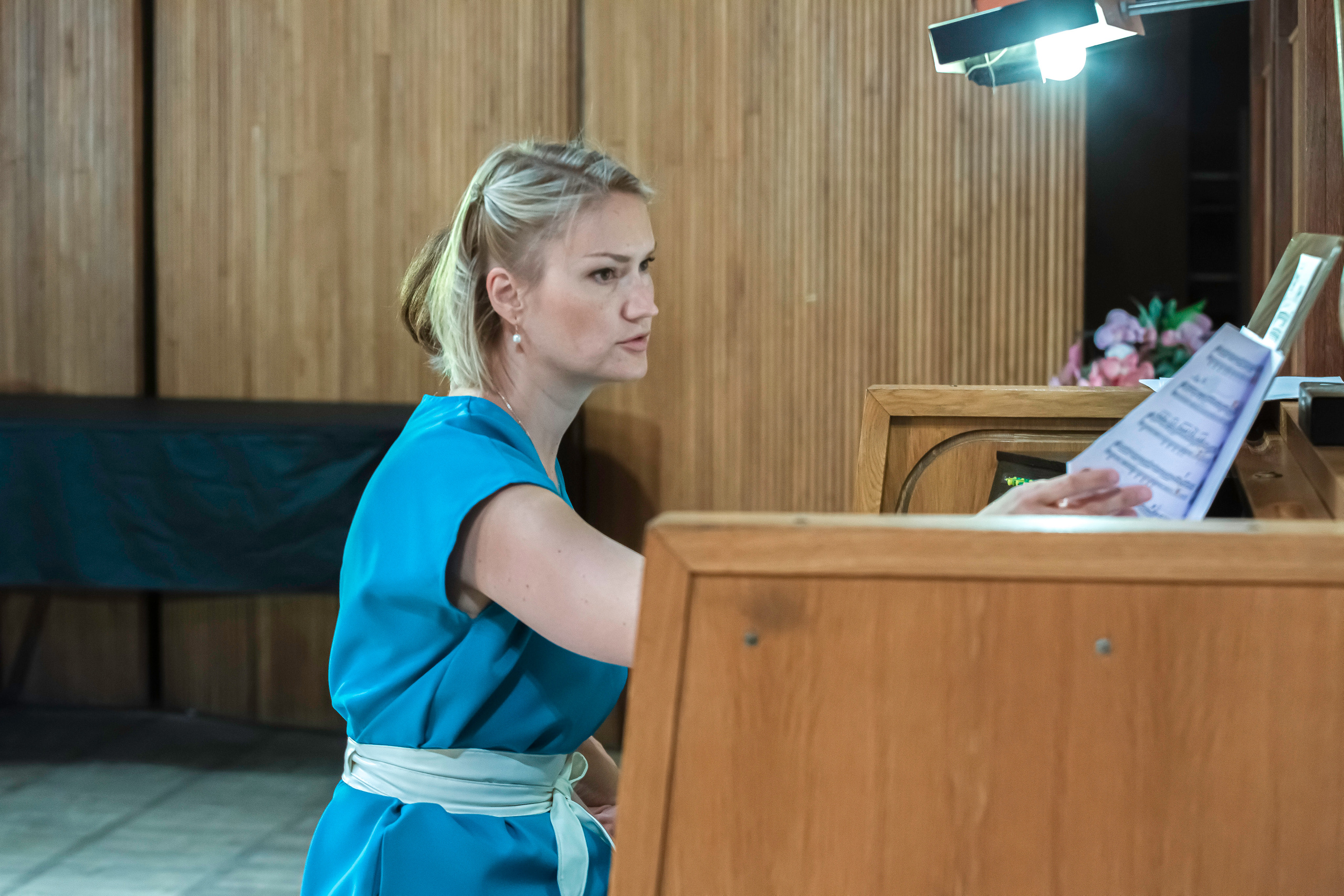 Анастасия Быкова «От Баха к Голливуду». Фотограф в Сочи Юрий Шептаев