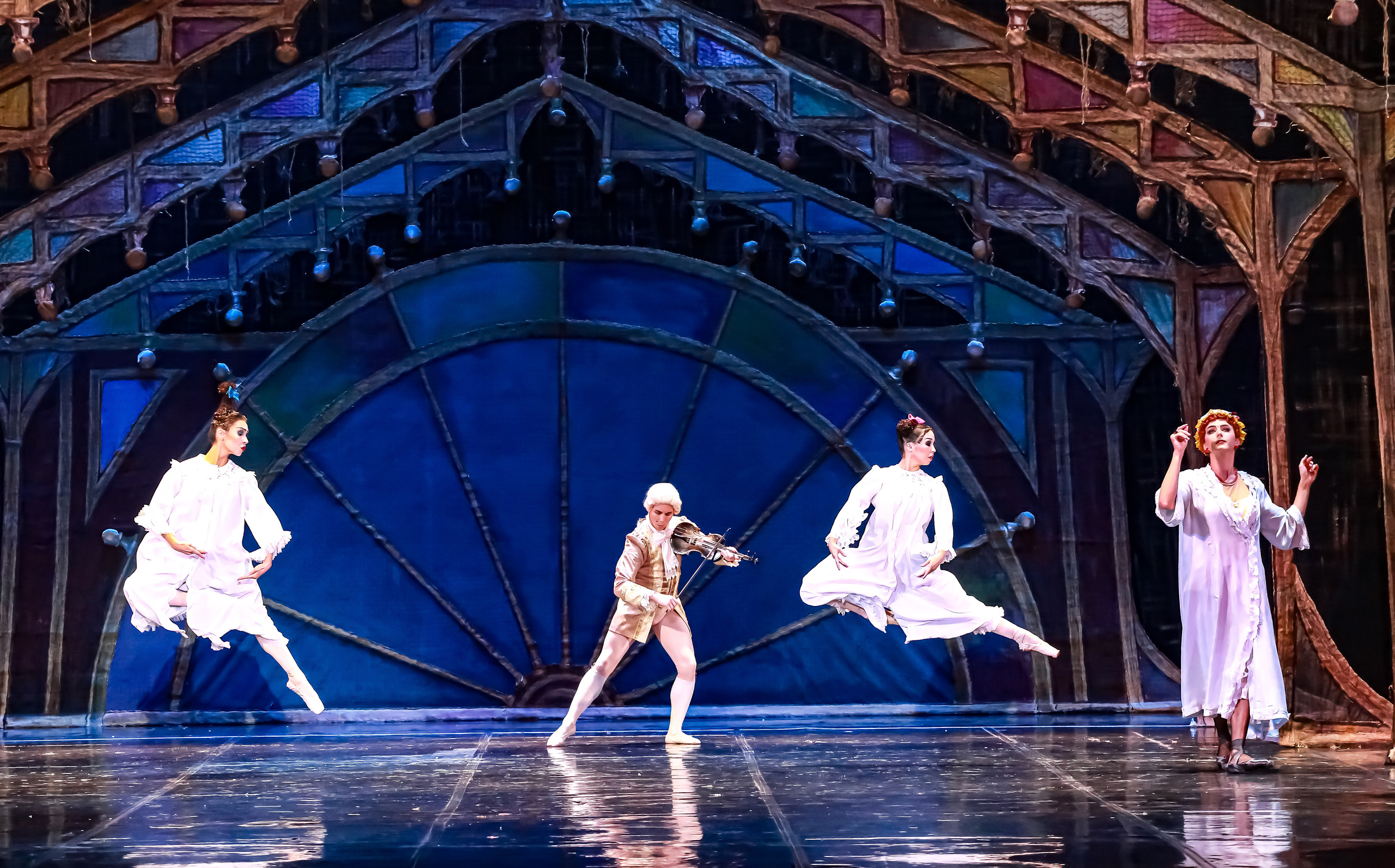 Спектакль Золушка Мариинского театра оперы и балета на сцене Зимнего театра. Фотограф в Сочи Юрий Шептаев