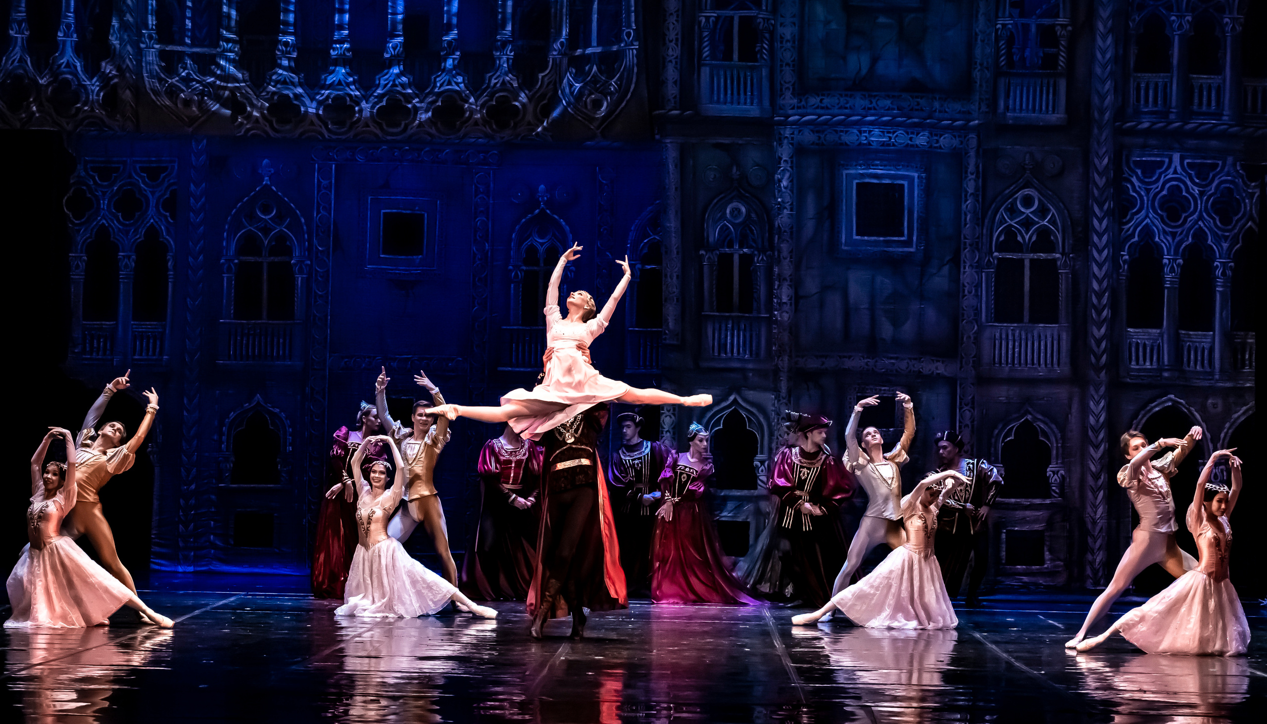 Спектакль Ромео и Жлульета. Фотограф в Сочи Юрий Шептаев