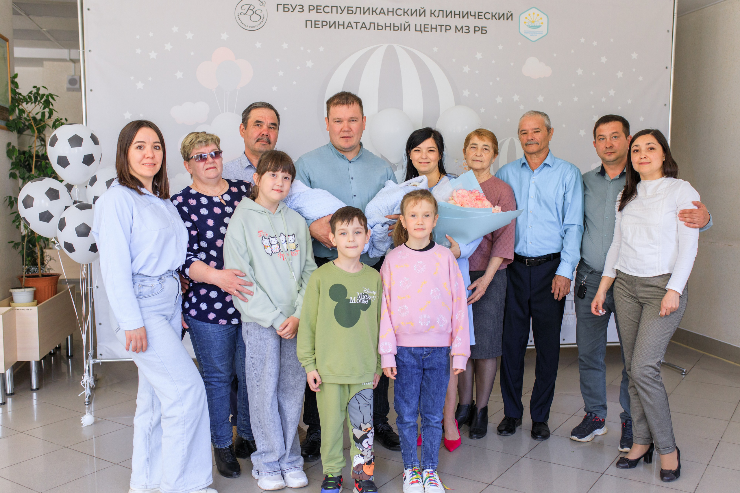 Съемка выписки из роддома. Фотограф в Уфе Ирина Идрисова