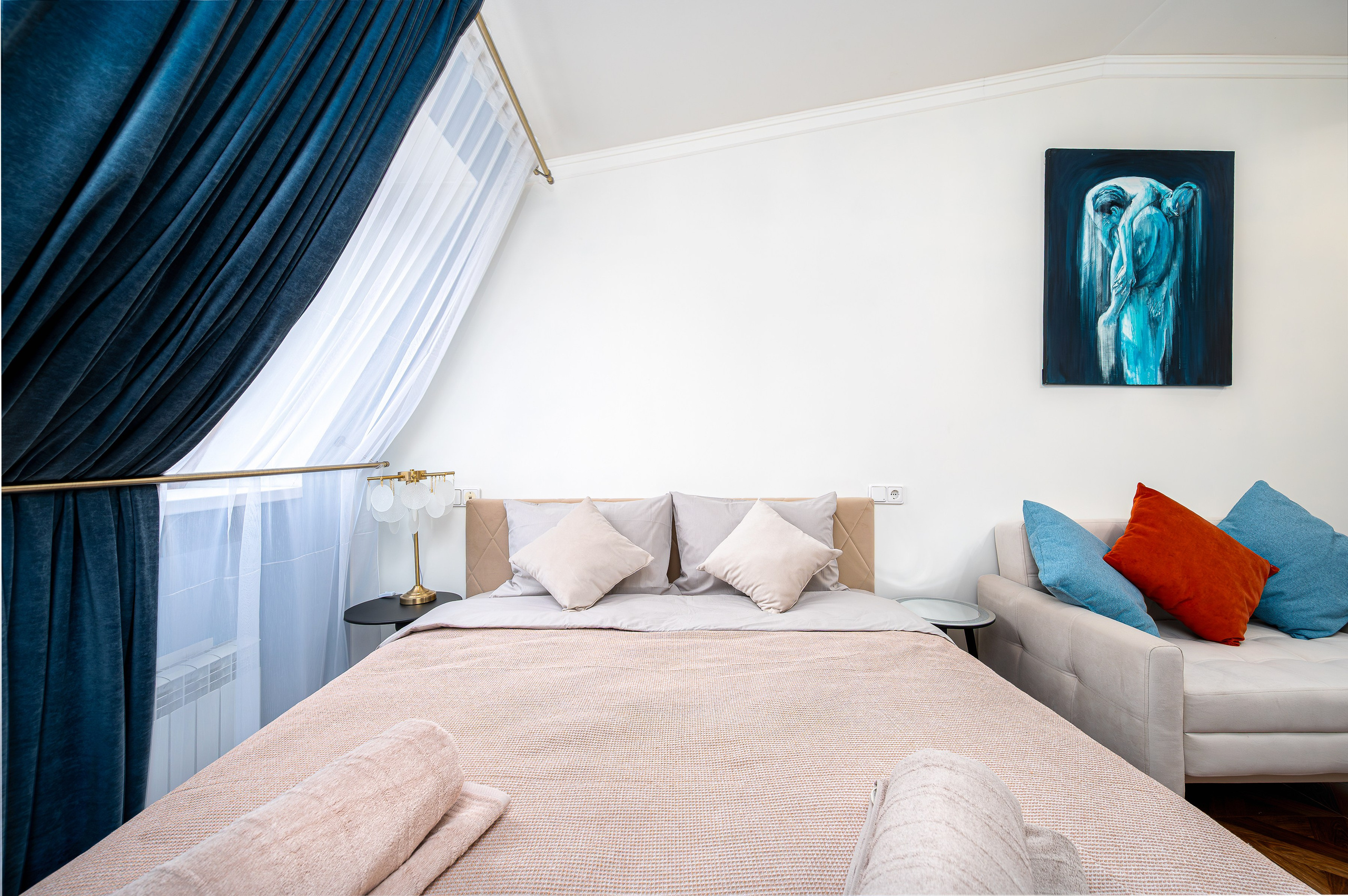 Студия под аренду. Интерьерный фотограф. Фото- видеосъемка недвижимости Санкт-Петербург