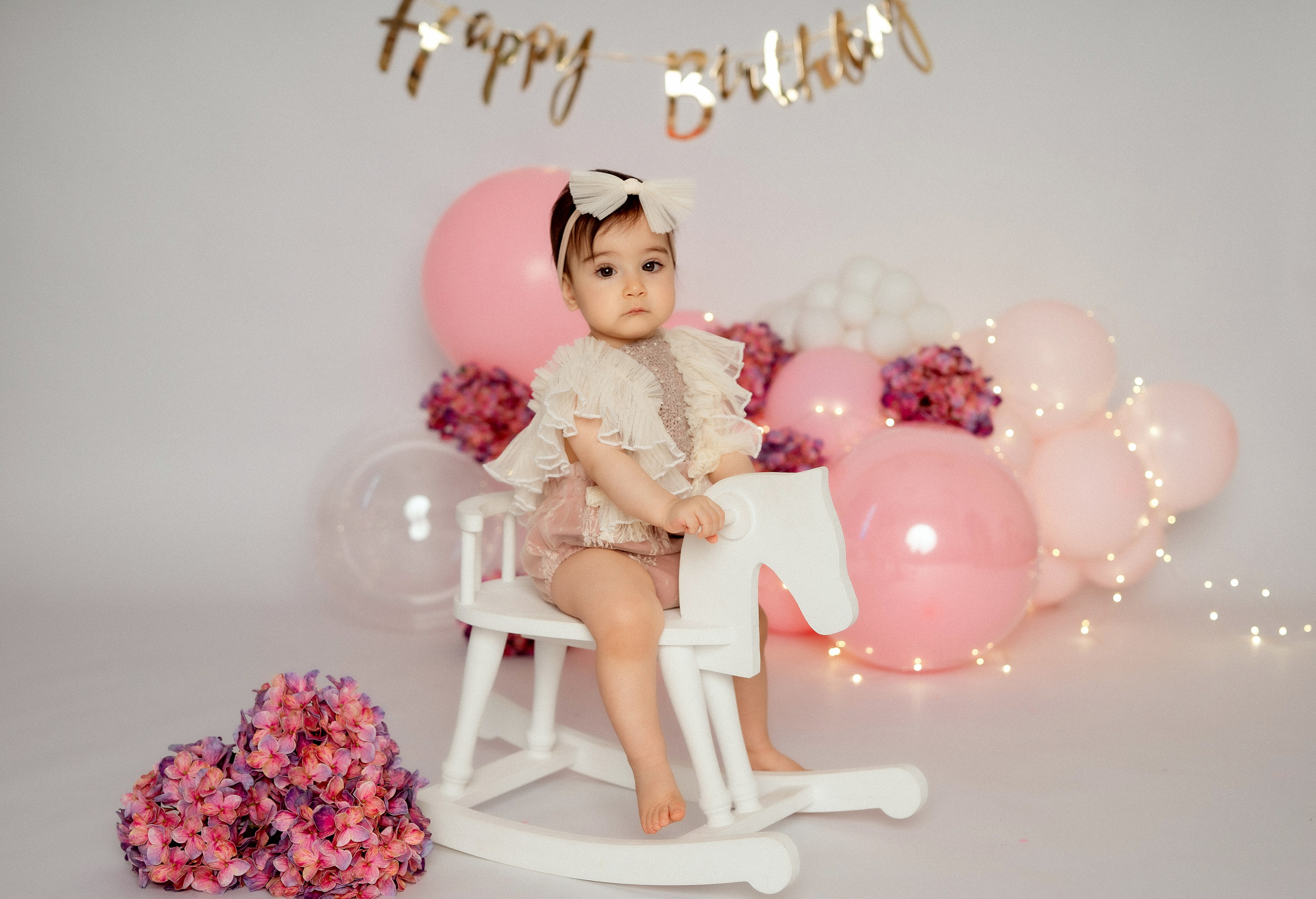 Классика для девочек. Детский и семейный фотограф в г. Ачинск Надежда Мелиоранская