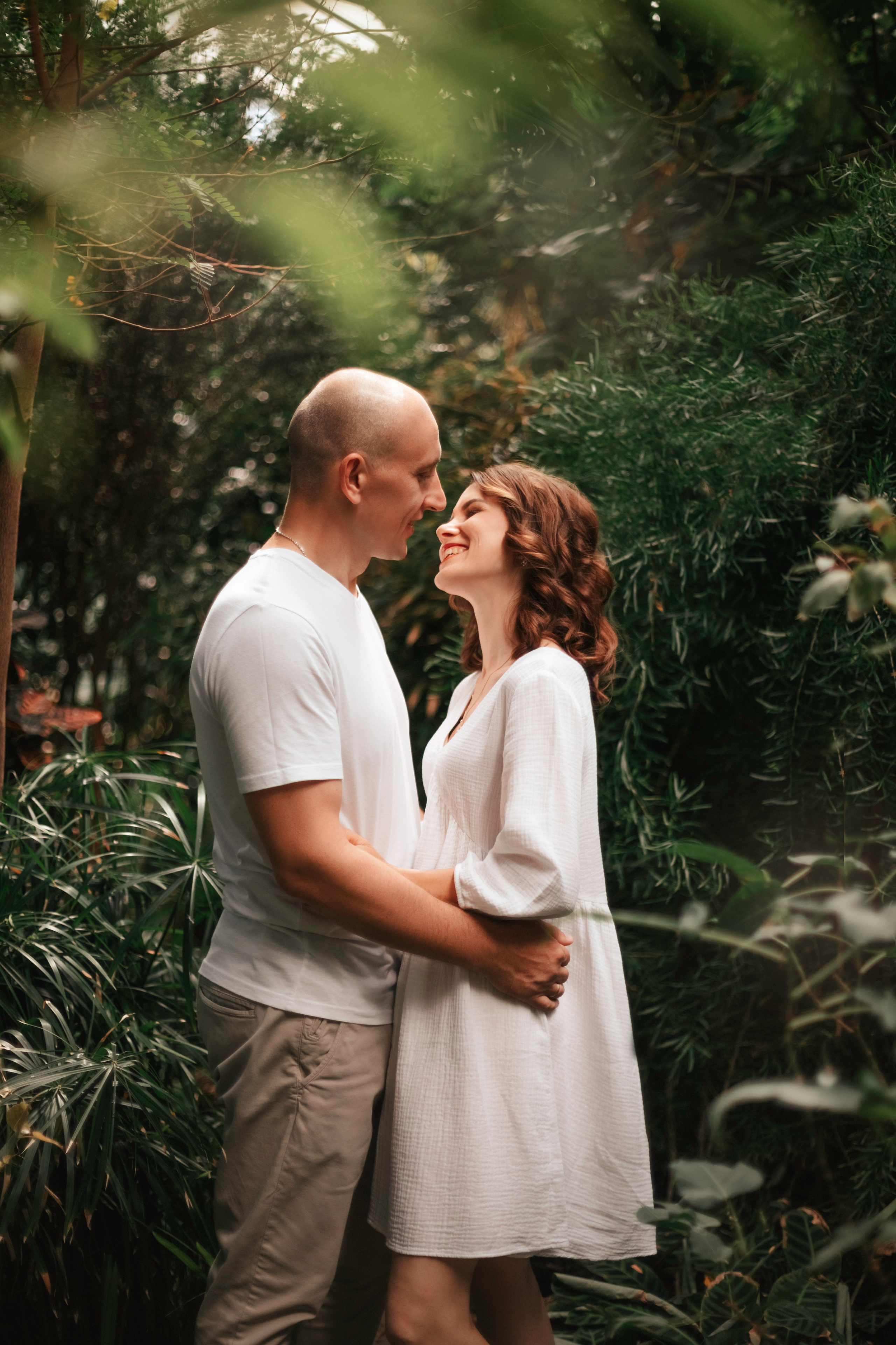Love story " Полина и Дмитрий"/ Локация тропическая оранжерея. Фотограф Елена Аленская