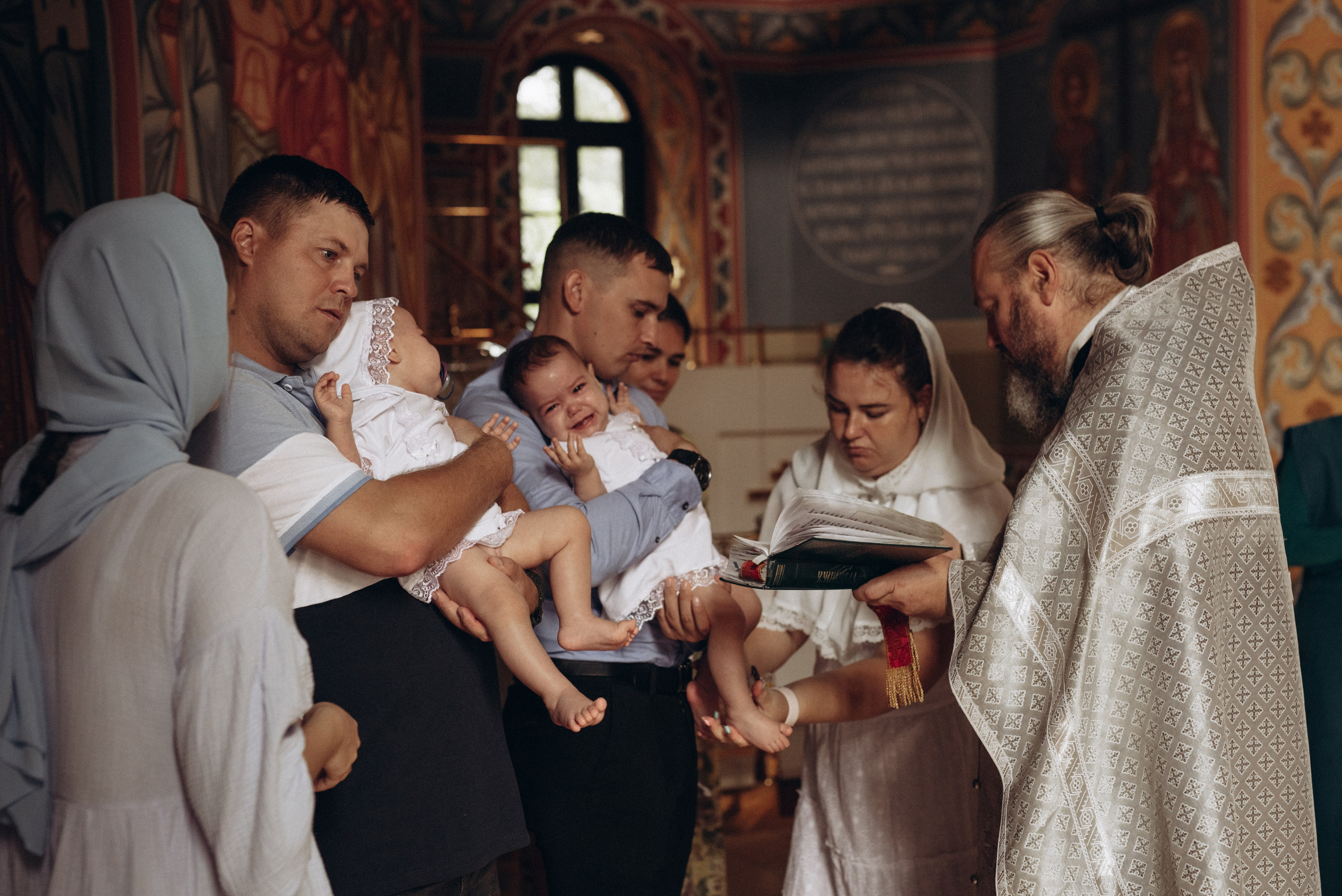 Крещение Ксении и Елизаветы. Фотограф новорождённых и семейный фотограф в Иваново Любовь Капранова