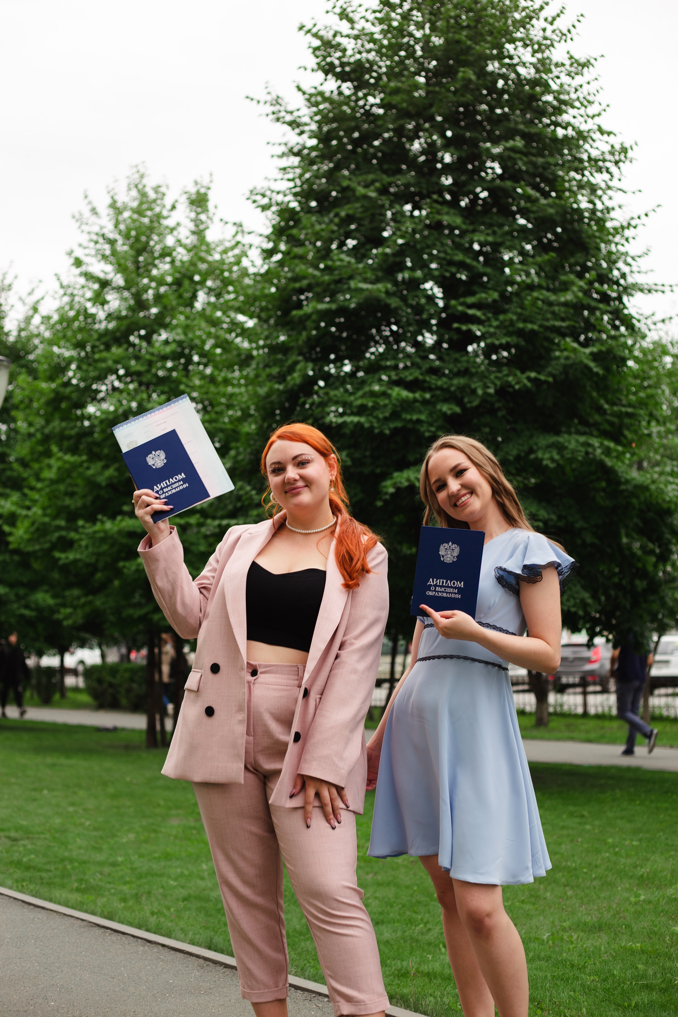 Вручение дипломов (СГУГиТ, 2022). Свадебный и портретный фотограф в Новосибирске Любовь Исакова