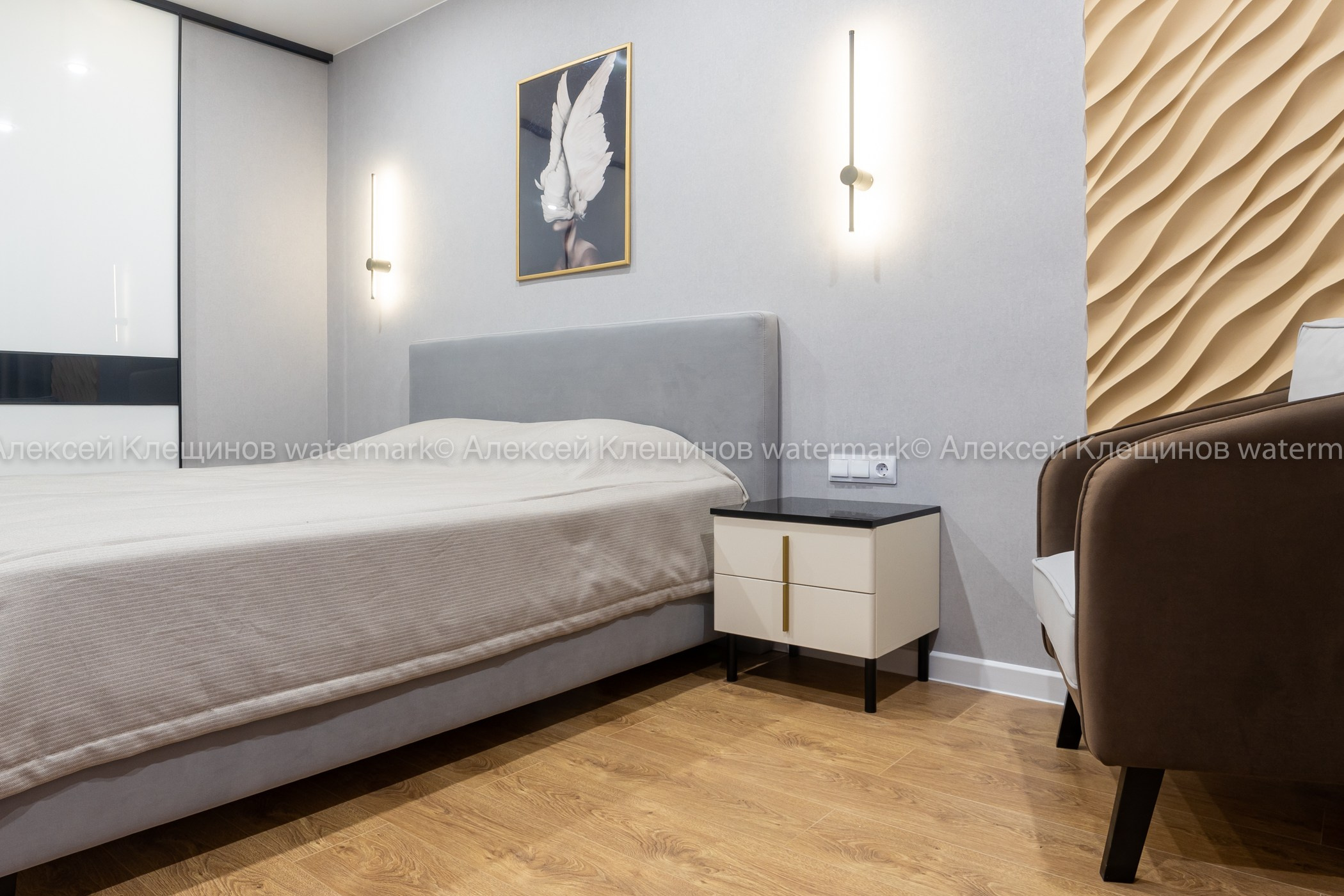 Квартира 100 м² «Нескучный серый и розовый фламинго». Батракова Наталья дизайнер интерьеров Санкт-Петербург Москва Архангель