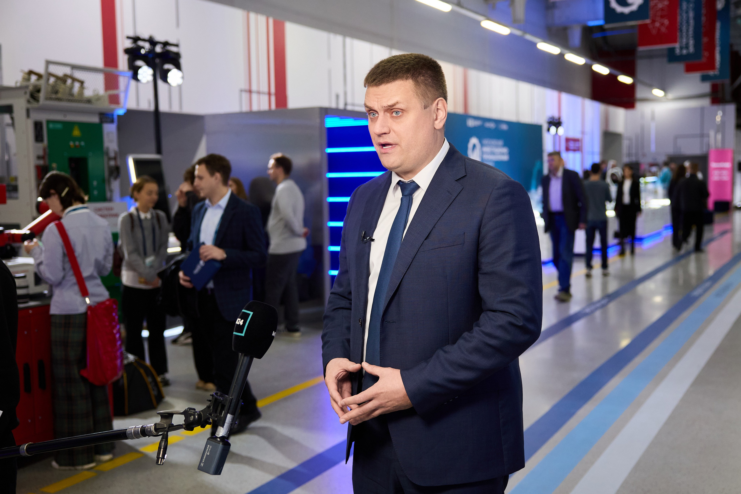 МосПром. Ретушер Довгуля Александр