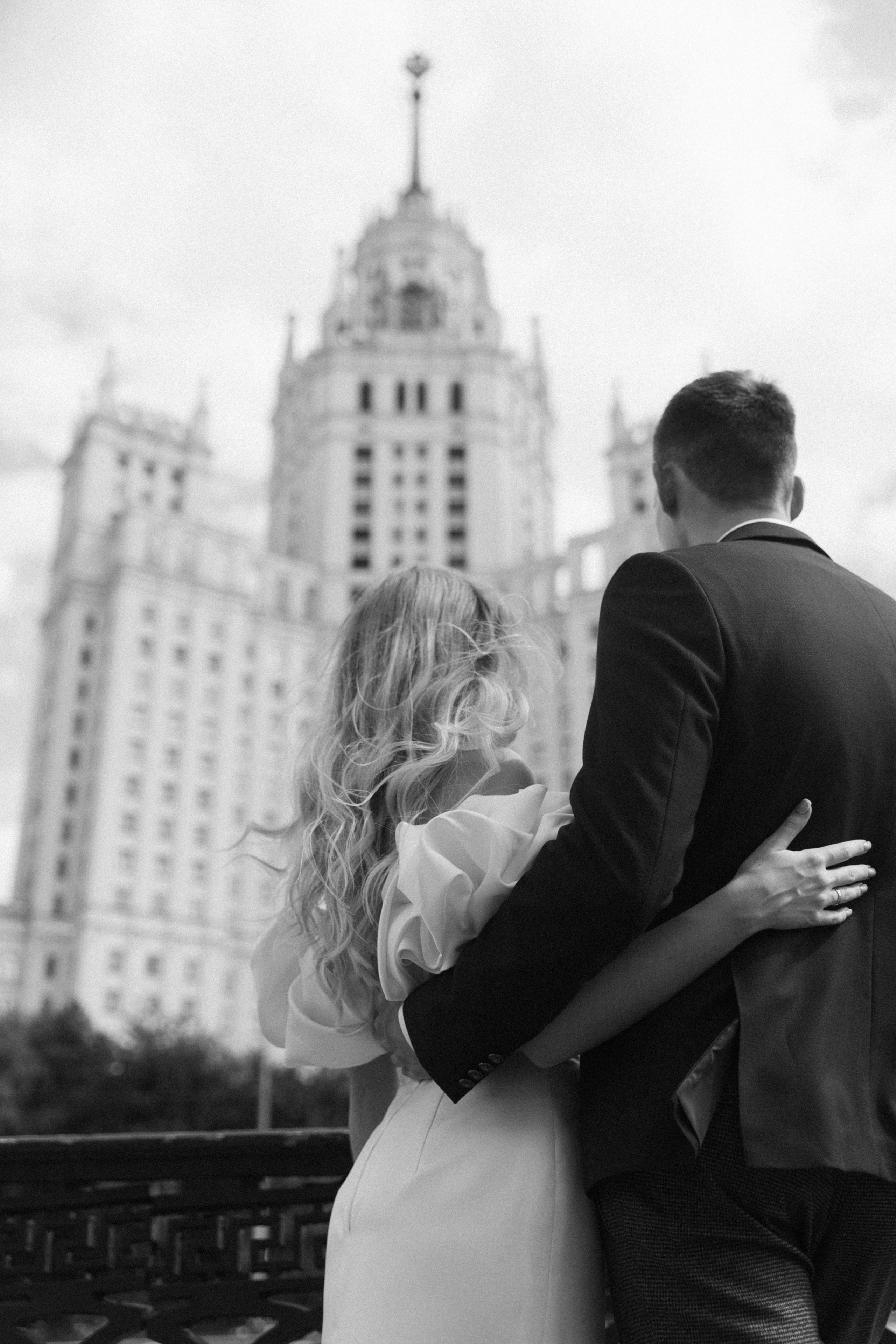 Свадебная фотосессия на Котельнической набережной и в парке Царицыно, Роспись в Шипиловском ЗАГСе. Свадебный фотограф Москва Анастасия Храмова