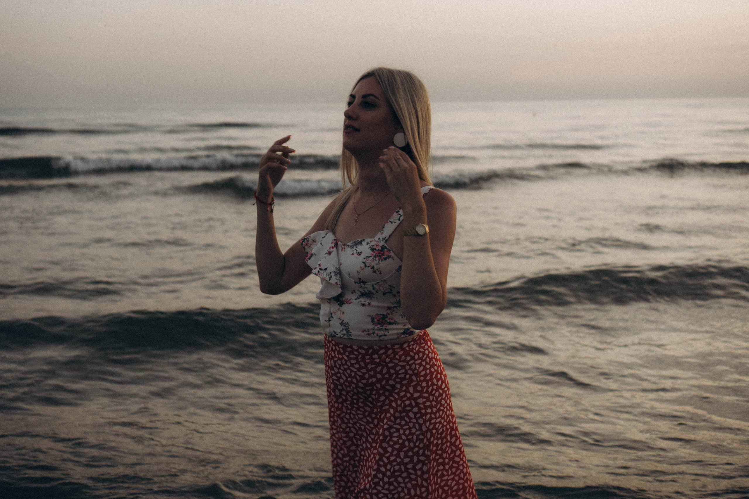 Июльский вечер на берегу черного моря. Профессиональный фотограф, Санкт-Петербург — Виктория Богомолова