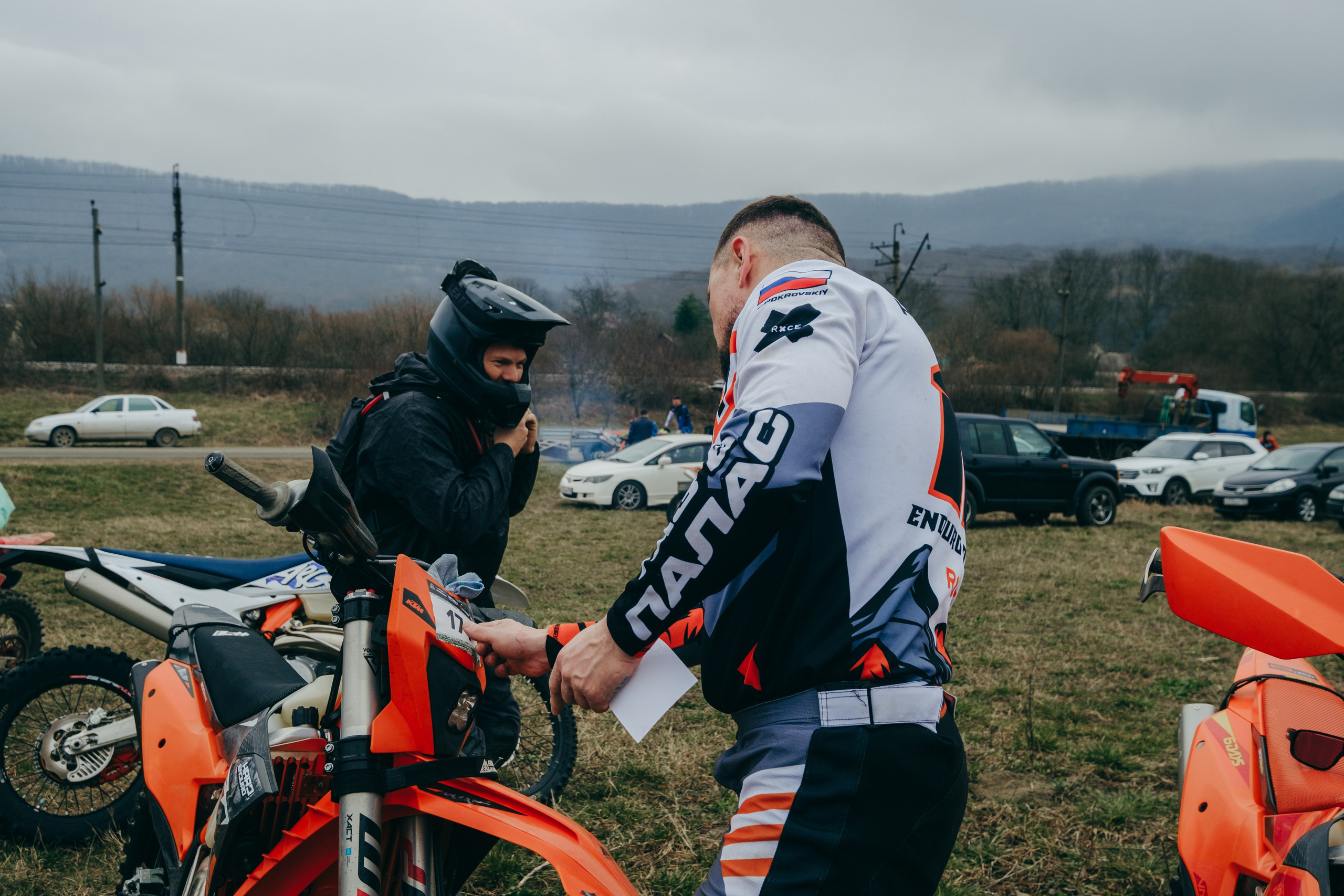 Эндуро Фест от Shamax Motors (Краснодар). Свадебный фотограф Денис Ожигин в Краснодаре и крае. Эмоциональная и стильная съемка вашего дня