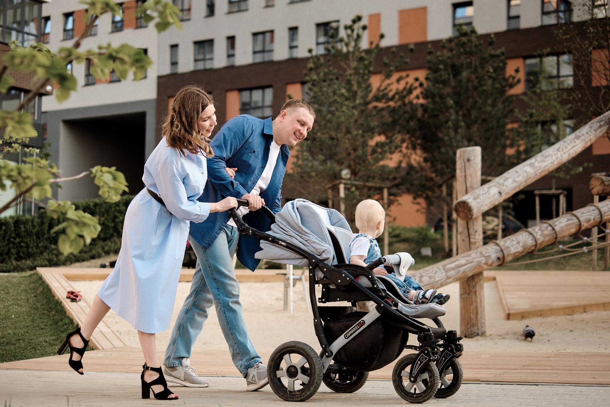 Фотосессия в локации города. Профессиональный фотограф в Екатеринбурге Юра Сахар