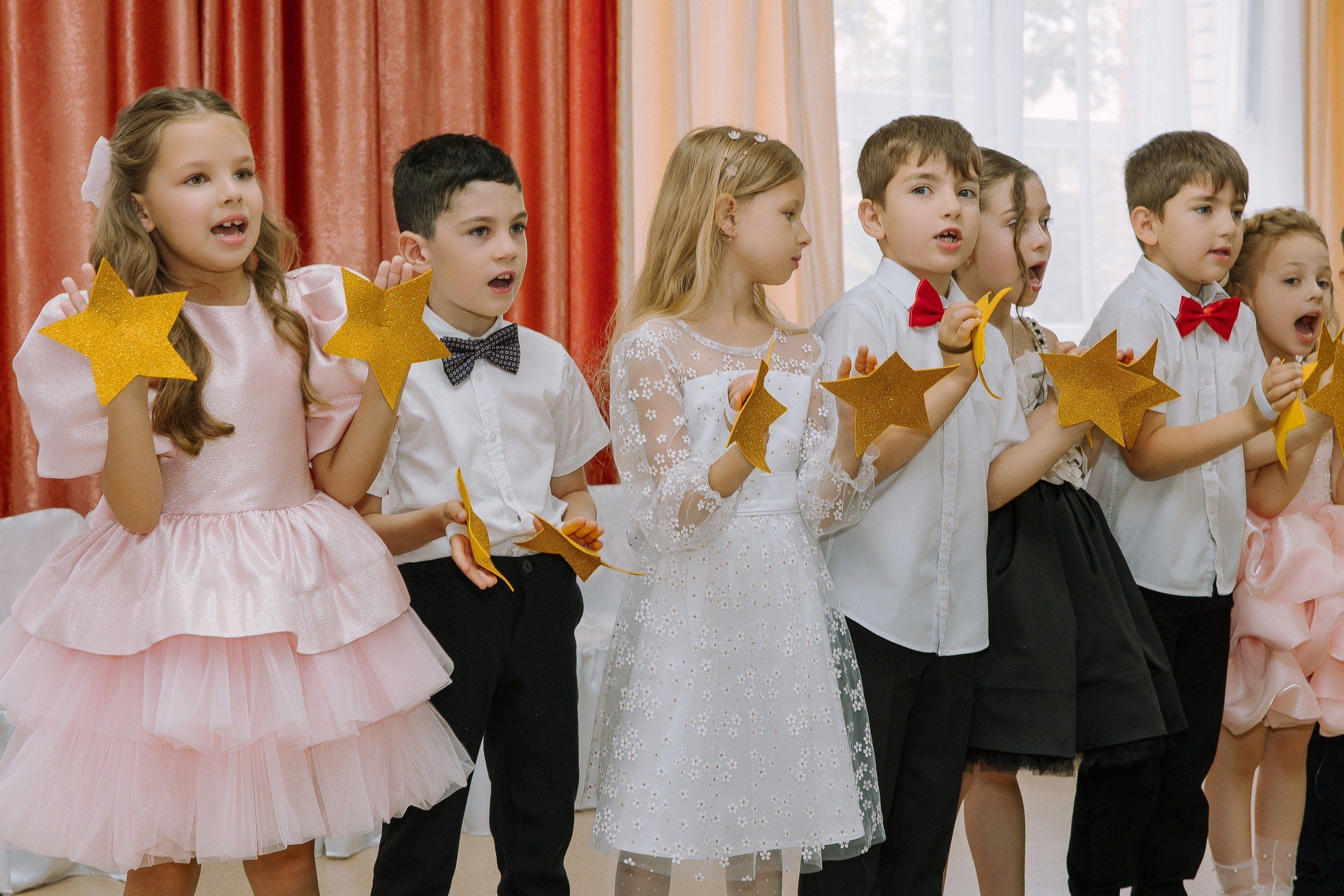 Выпускной в ДС -29. Выпускные альбомы Натальи Бутко: Новороссийск, Анапа, Геленджик