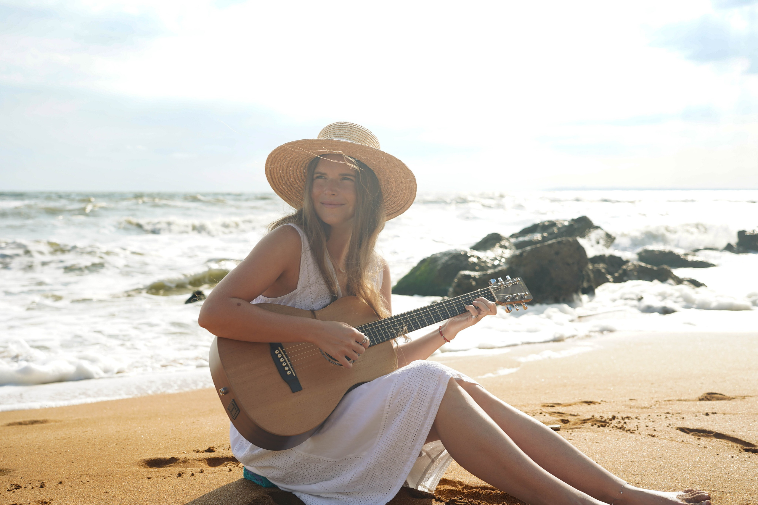 Домик на берегу моря. AI художник и фотограф Ольга Косина