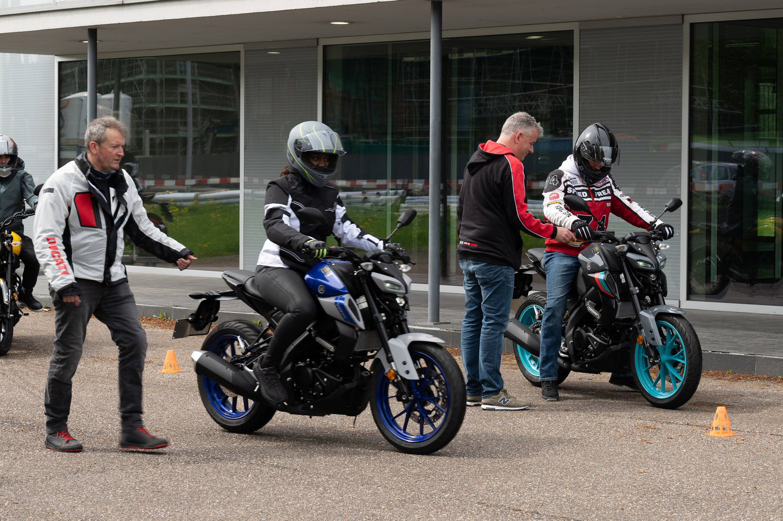 Мото презентация (Швейцария). Мир живой фотографии о Вас и для Вас