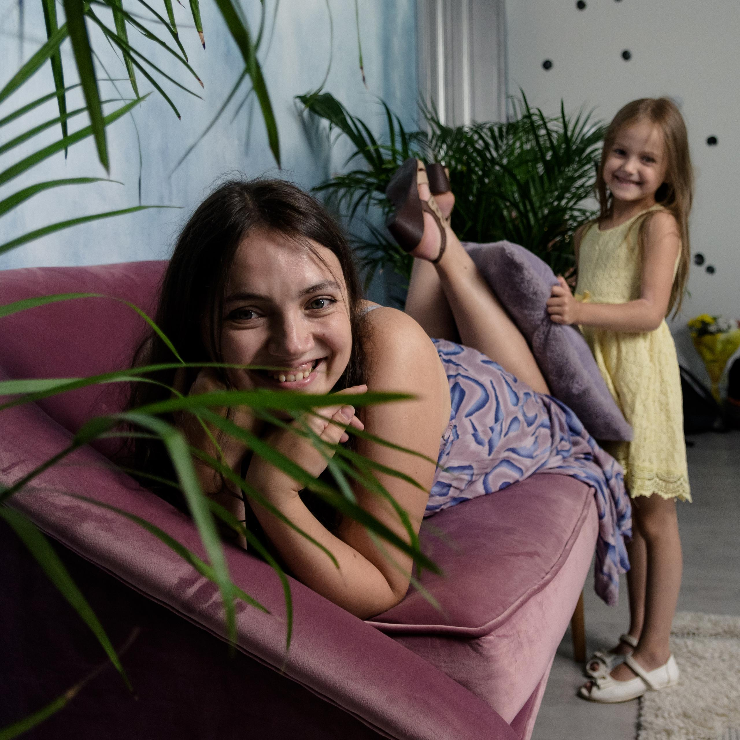 Семейные студийные фотосессии. Семейный и индивидуальный фотограф Life style в Санкт-Петербурге Мария