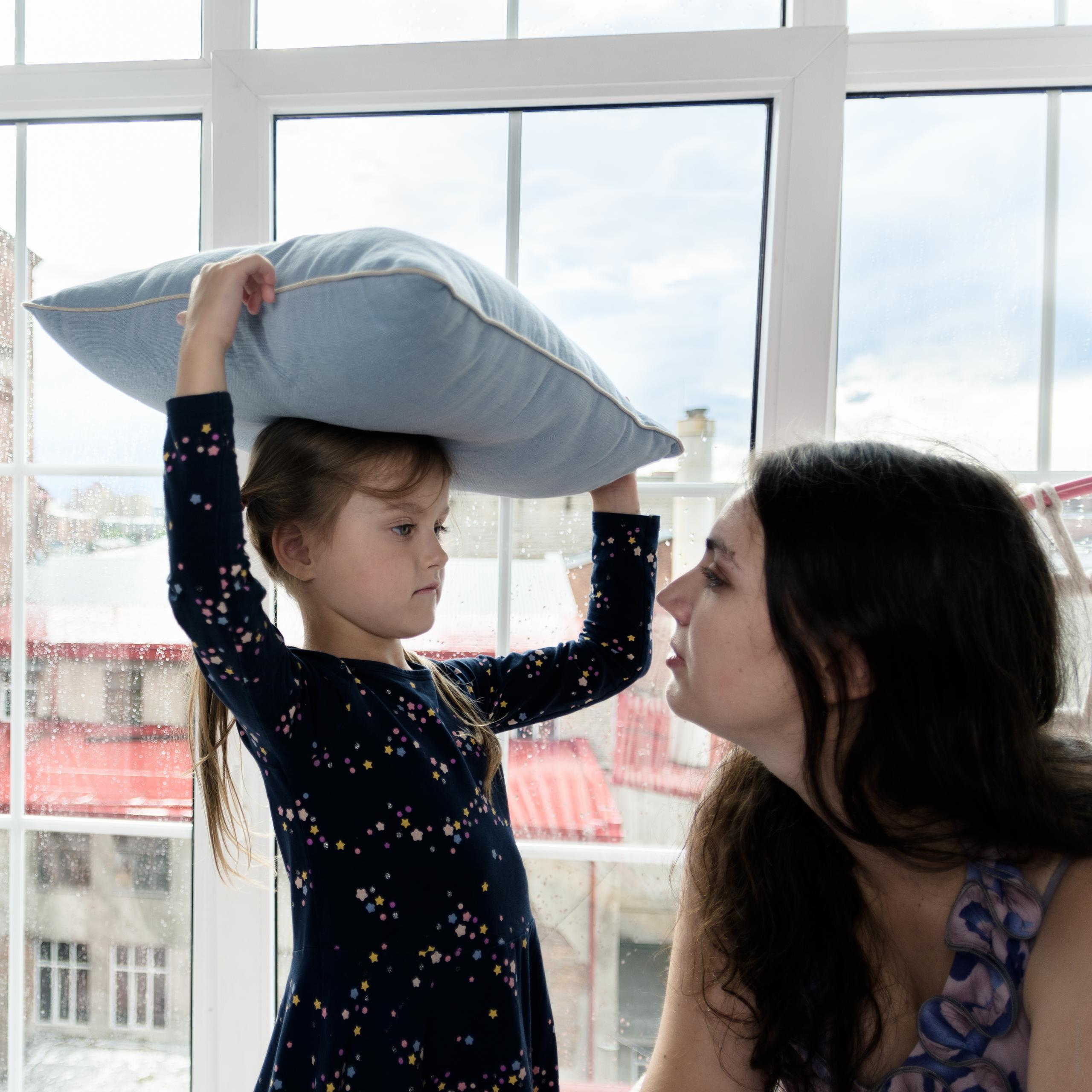 Семейные студийные фотосессии. Семейный и индивидуальный фотограф Life style в Санкт-Петербурге Мария