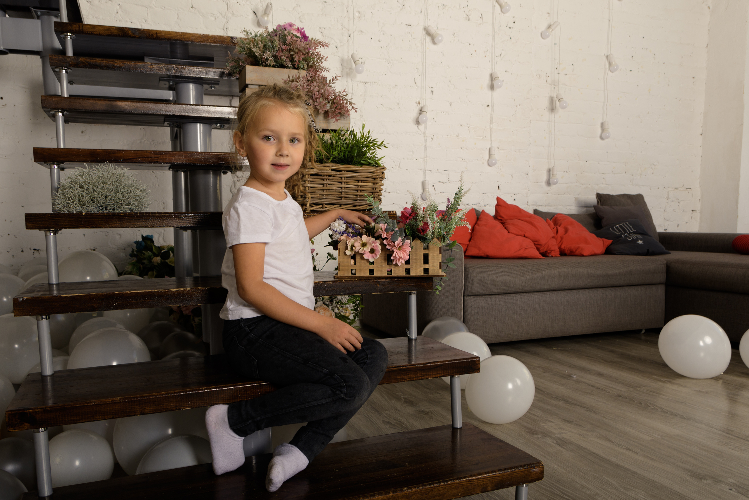 Семейные студийные фотосессии. Семейный и индивидуальный фотограф Life style в Санкт-Петербурге Мария