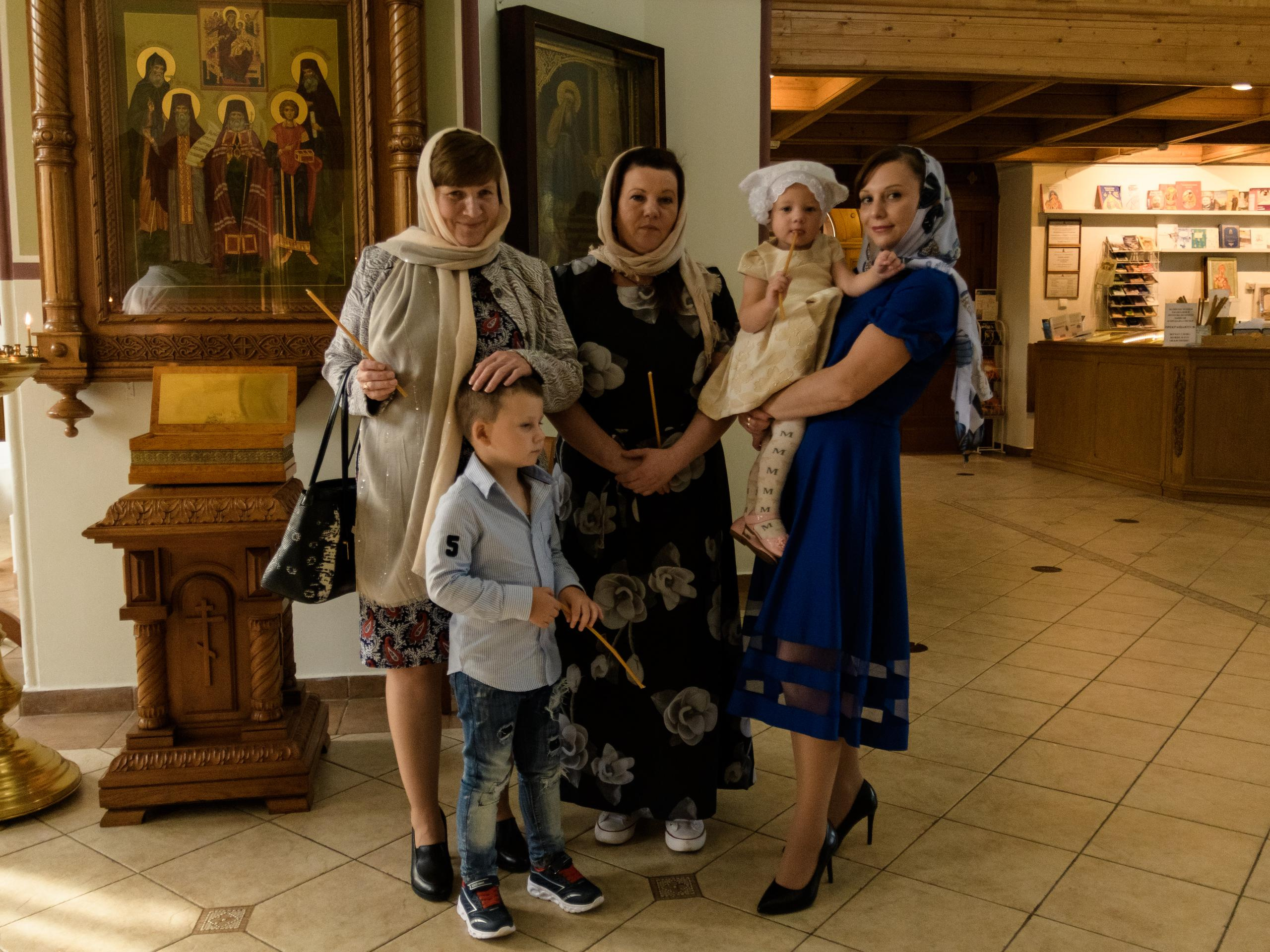 Крестины Елизаветы Ф. Семейный и индивидуальный фотограф Life style в Санкт-Петербурге Мария