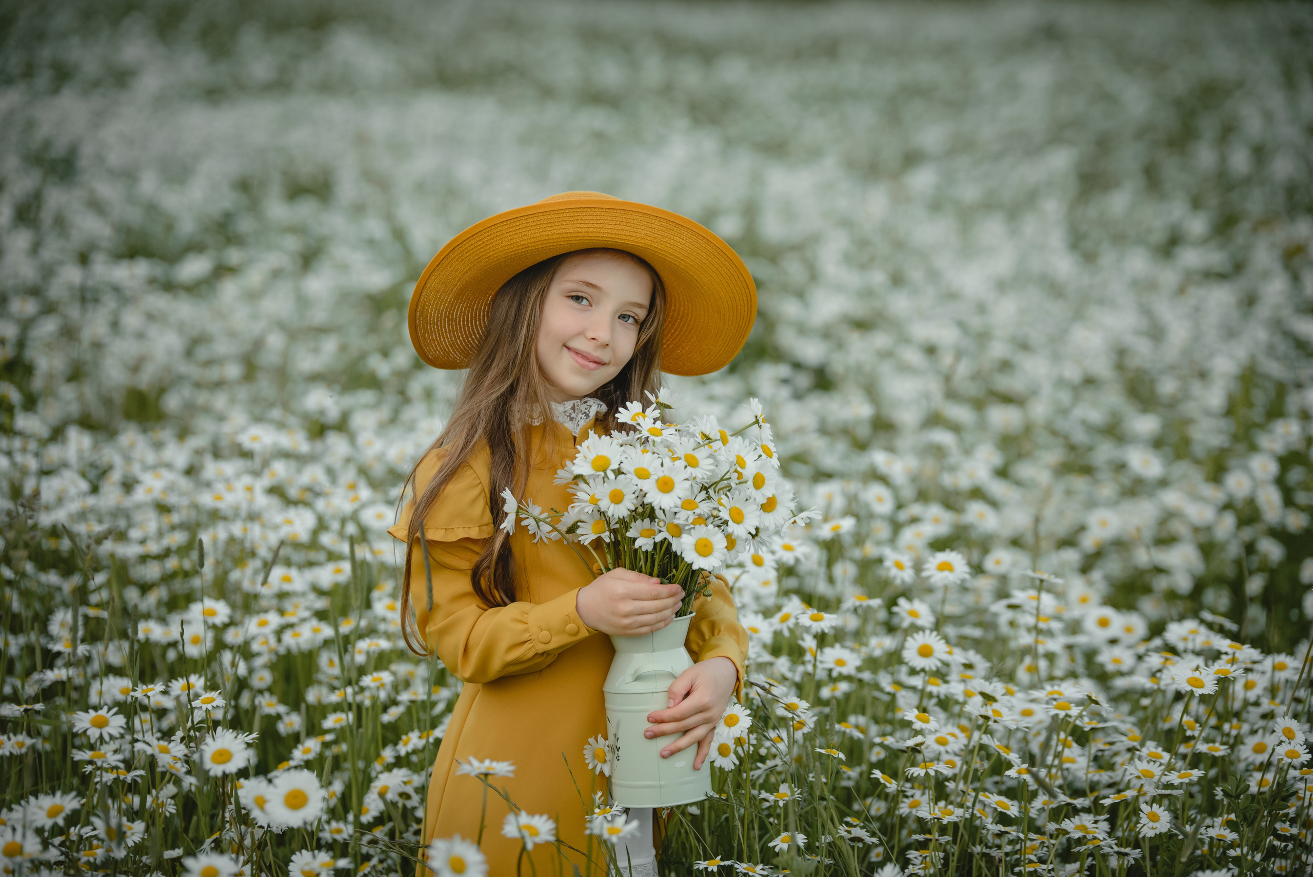 Фотосессия в ромашках недалеко от Москвы