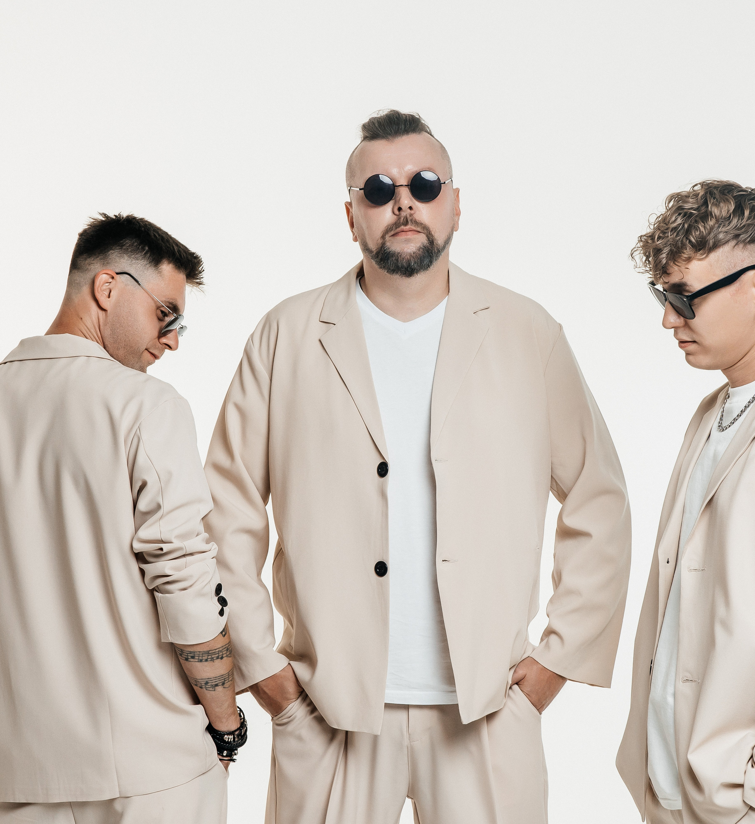 Кавер группа Сухов Band. Свадебный и портретный фотограф Алина Иванова. Екатеринбург-Москва