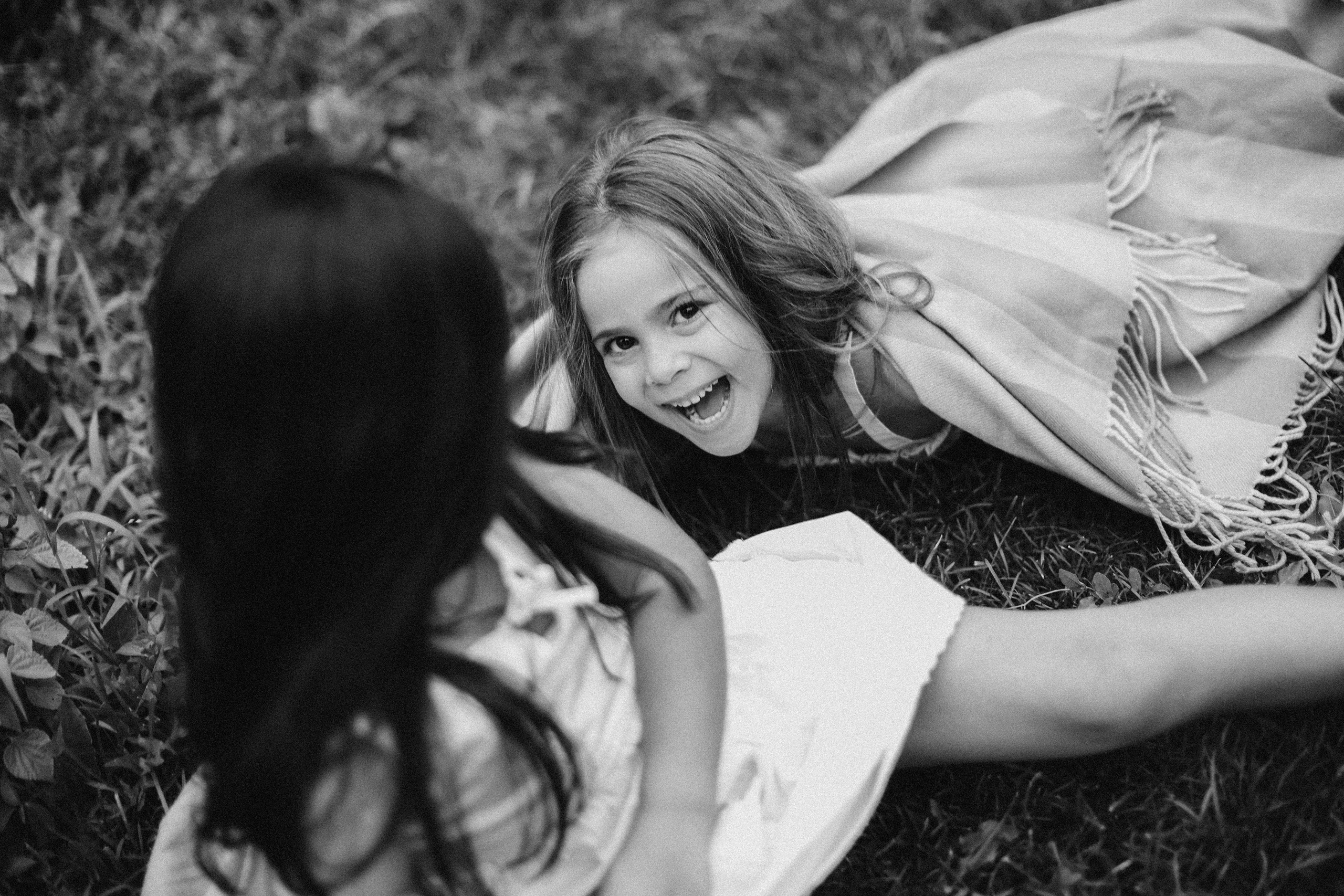 Летняя фотосессия в Ростовском парке. Аделина и Дарина. Omar Shapiev