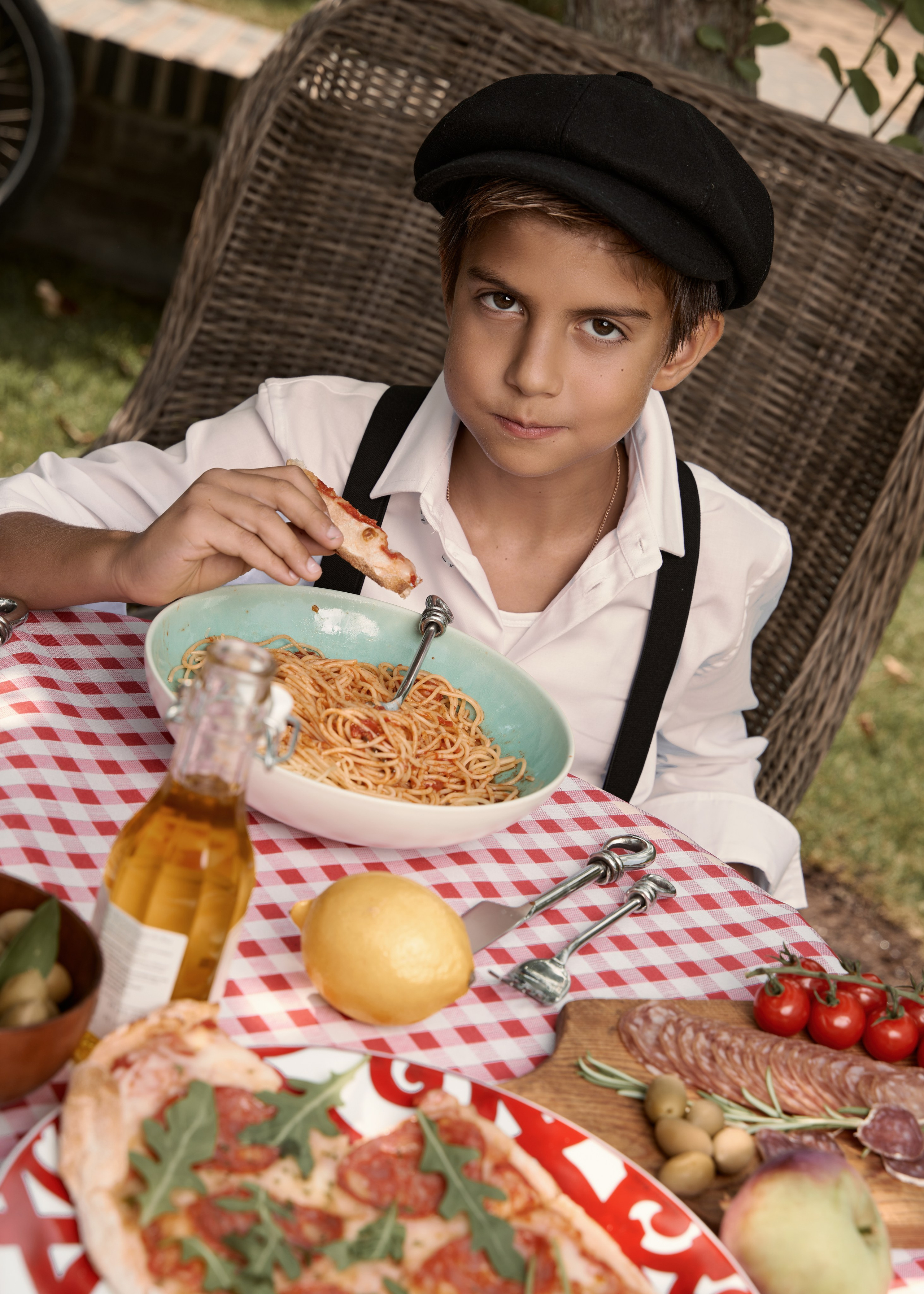 «Dolce Family». Аксёнова Оля — сет-дизайнер, художник-постановщик, Москва