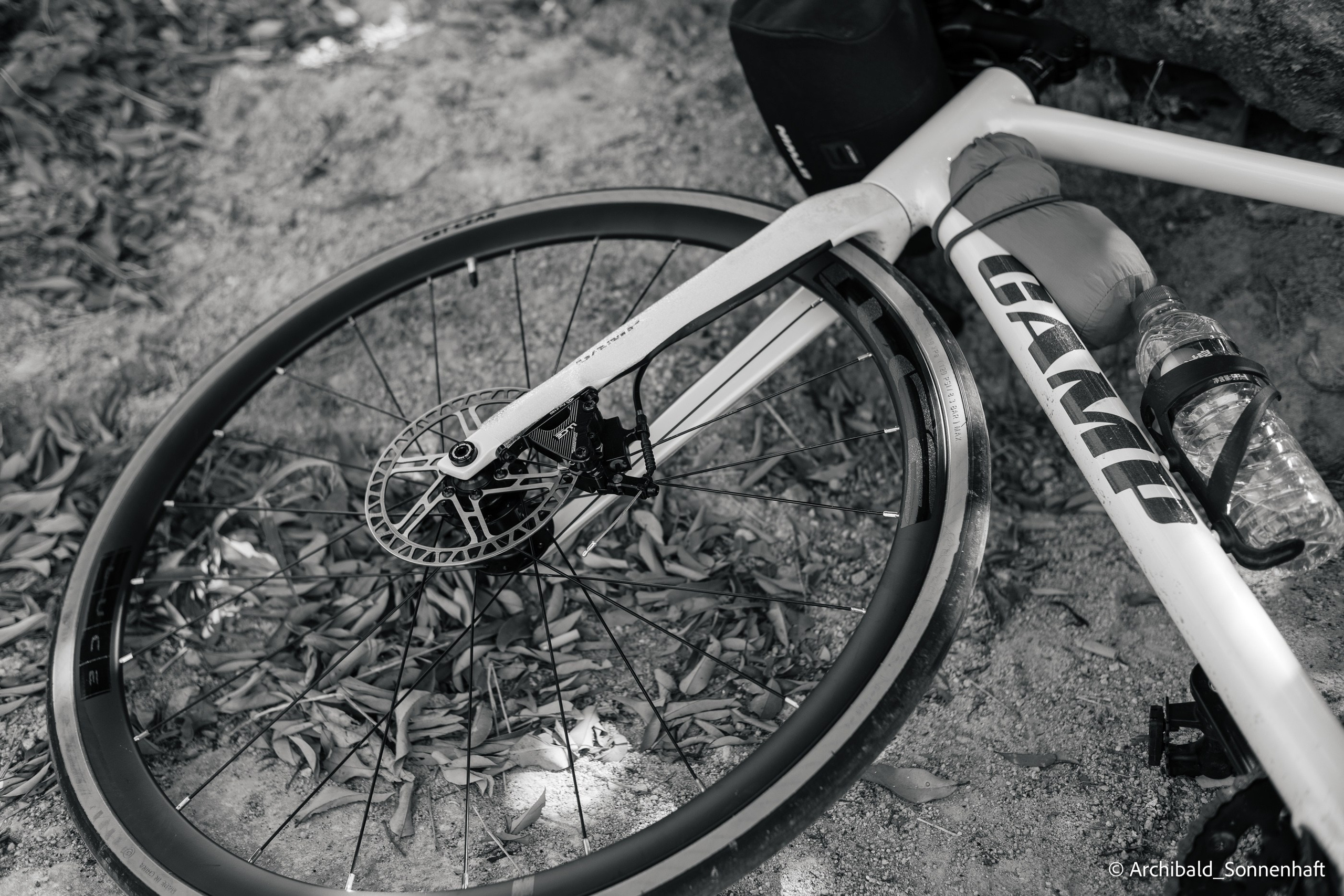 The first time on a road bike. Photographer in Guangzhou, China. Archibald Sonnenhaft