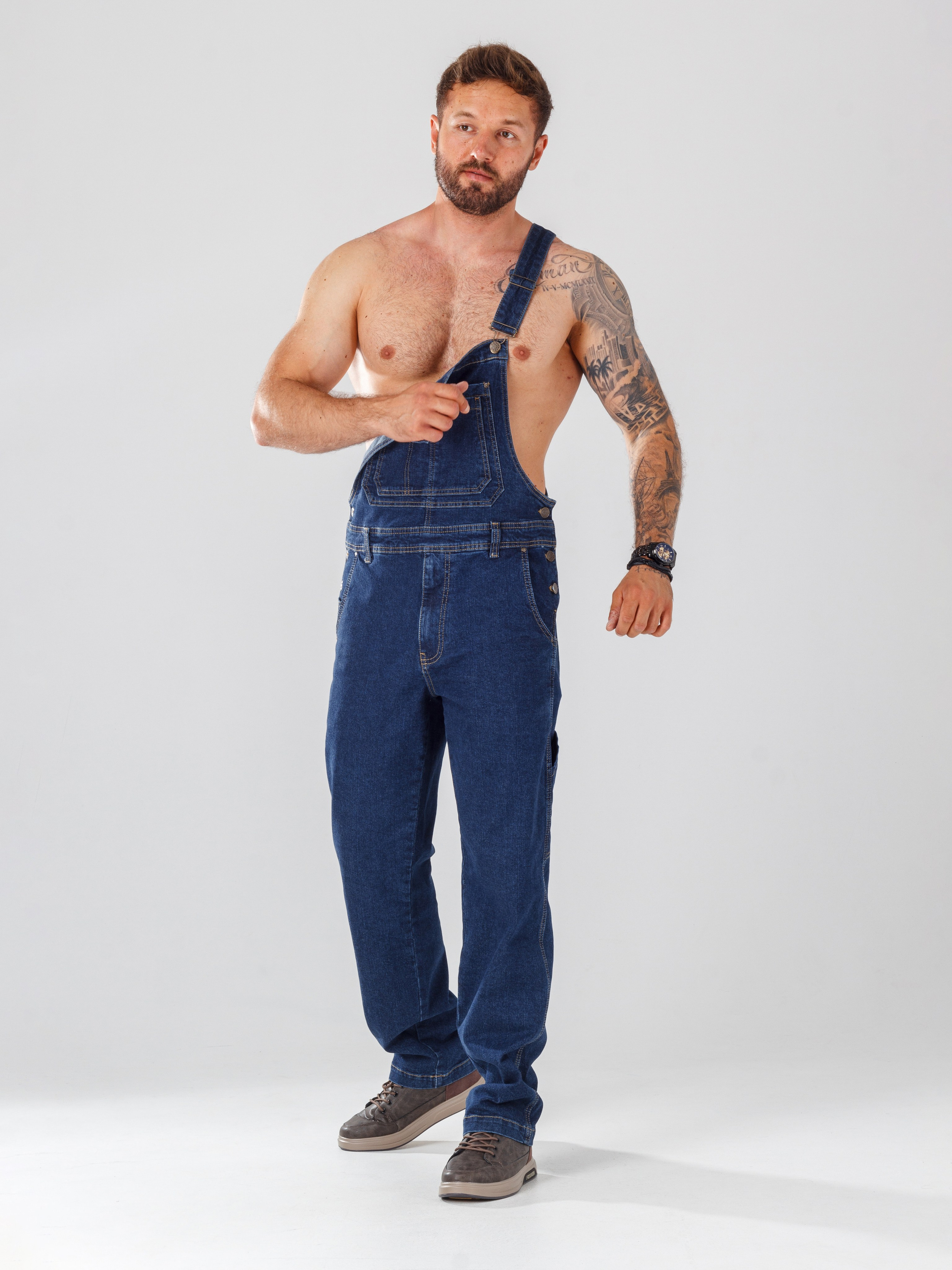 Илья. Фото для маркетплейсов в самых сочных локациях города Сочи