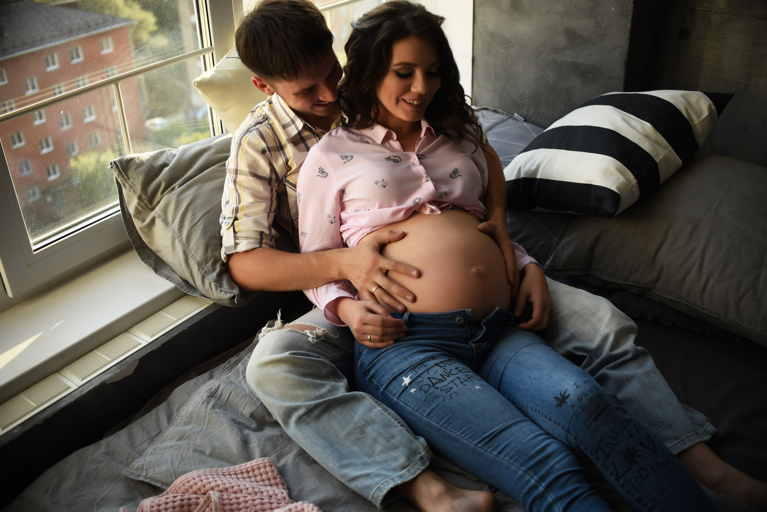 Фотосессия беременности студийная съемка. Свадебный, семейный, детский, контент фотограф в Омске Максим Ильин