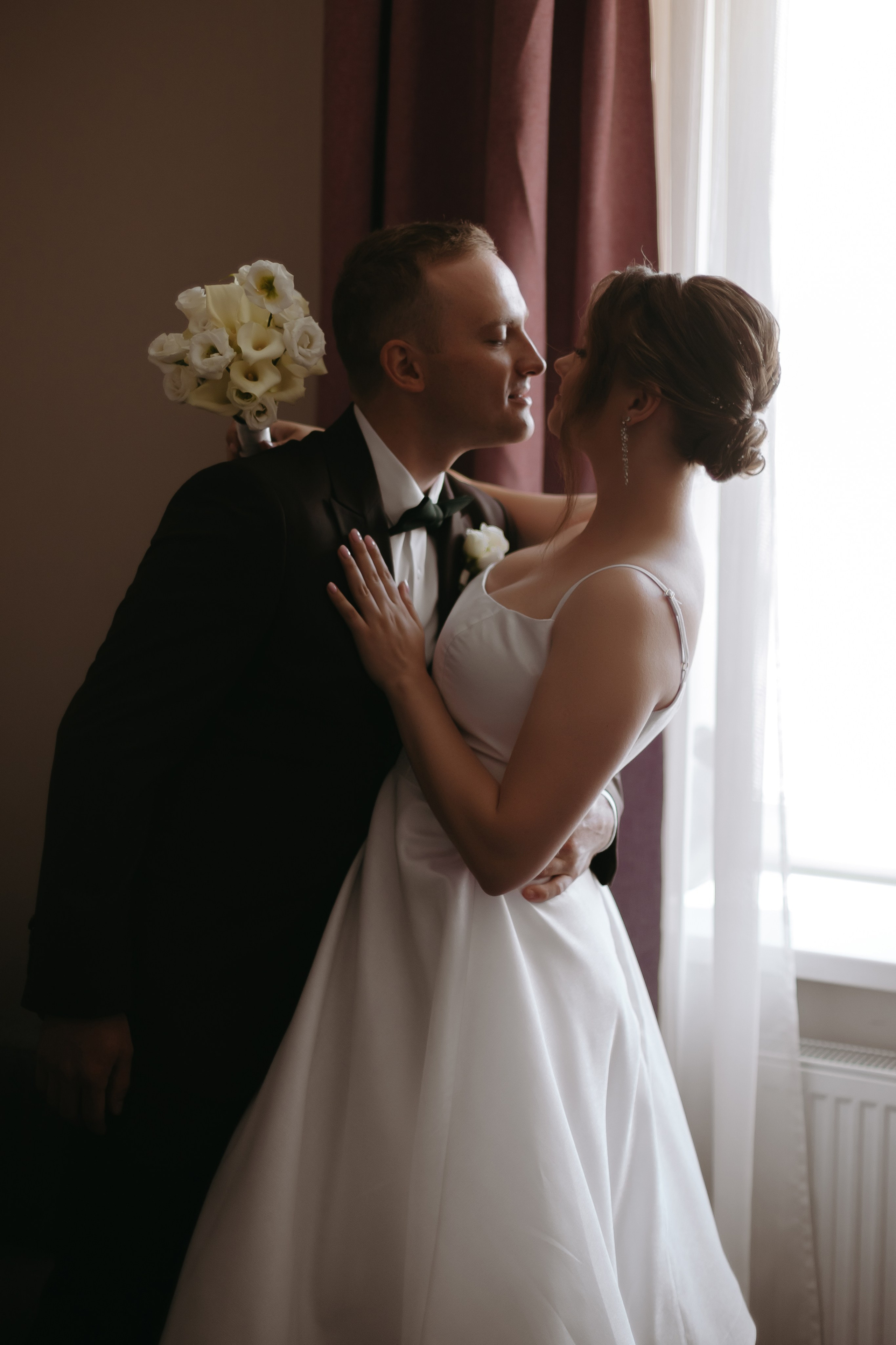 Я принёс тебе весну. Свадебный и семейный фотограф Арина Кулёва