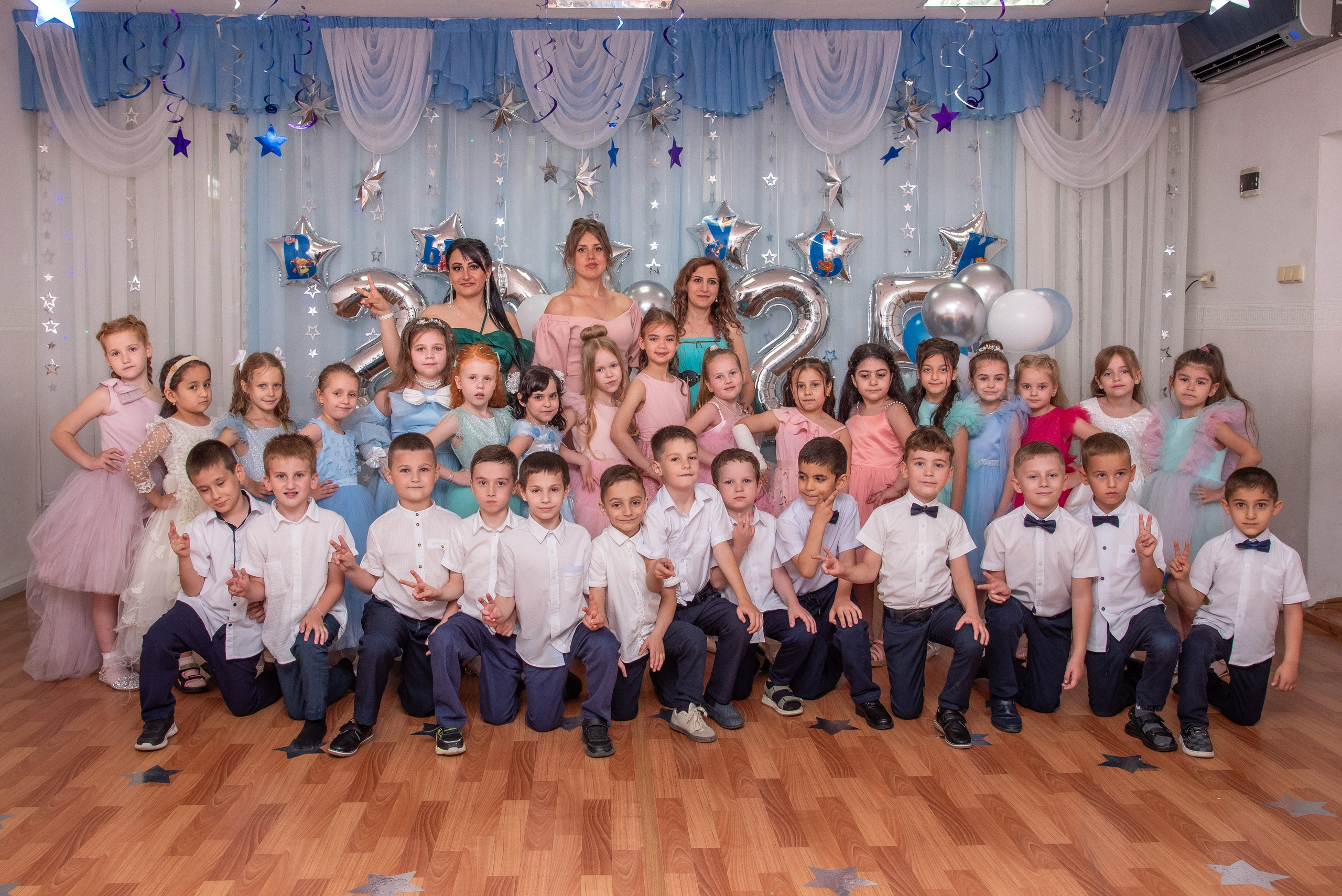 Выпускной в дет.саду (цветокор). Детский и семейный фотограф Краснодар / Сочи Сергеева Олеся