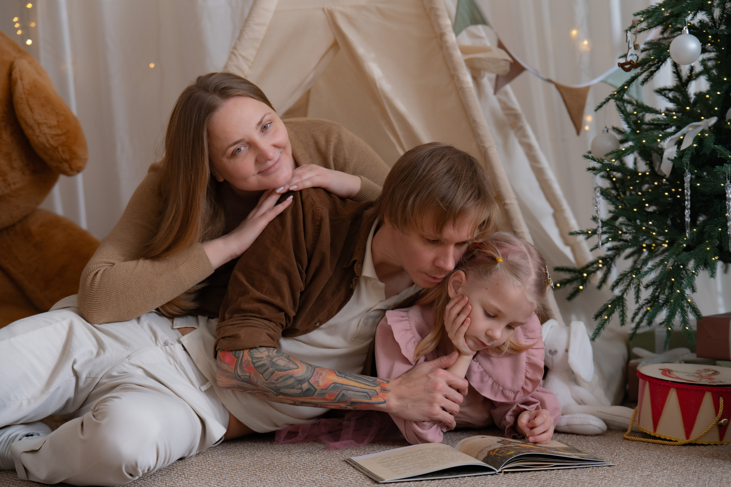 Новогодняя съемка Галя+Джон+Ладушка. Фотограф в Ростове-на-Дону Елизаваета Маковей