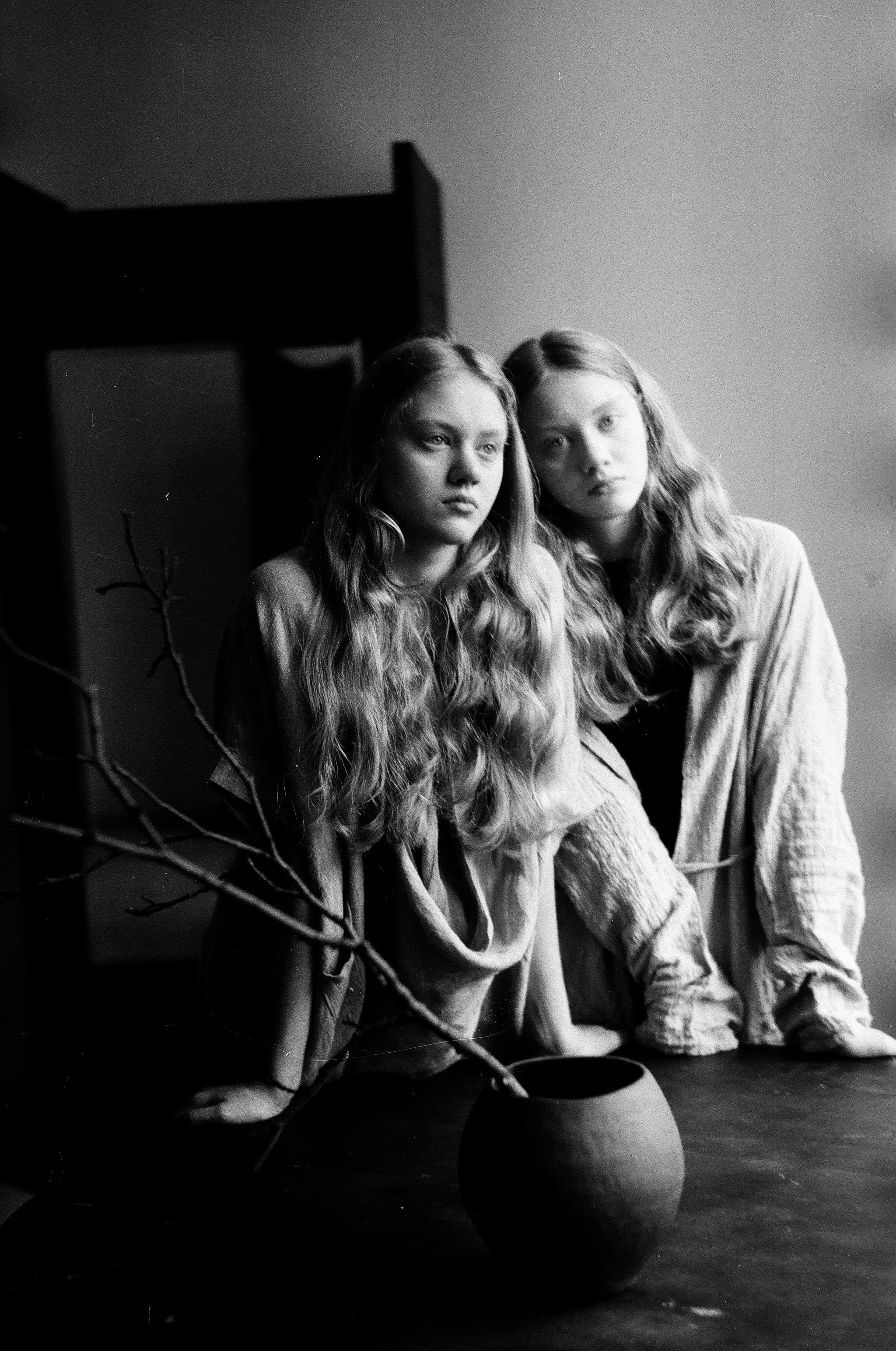 Соня и Ксюша. Пленка. Фотограф Тимофеева Юлия