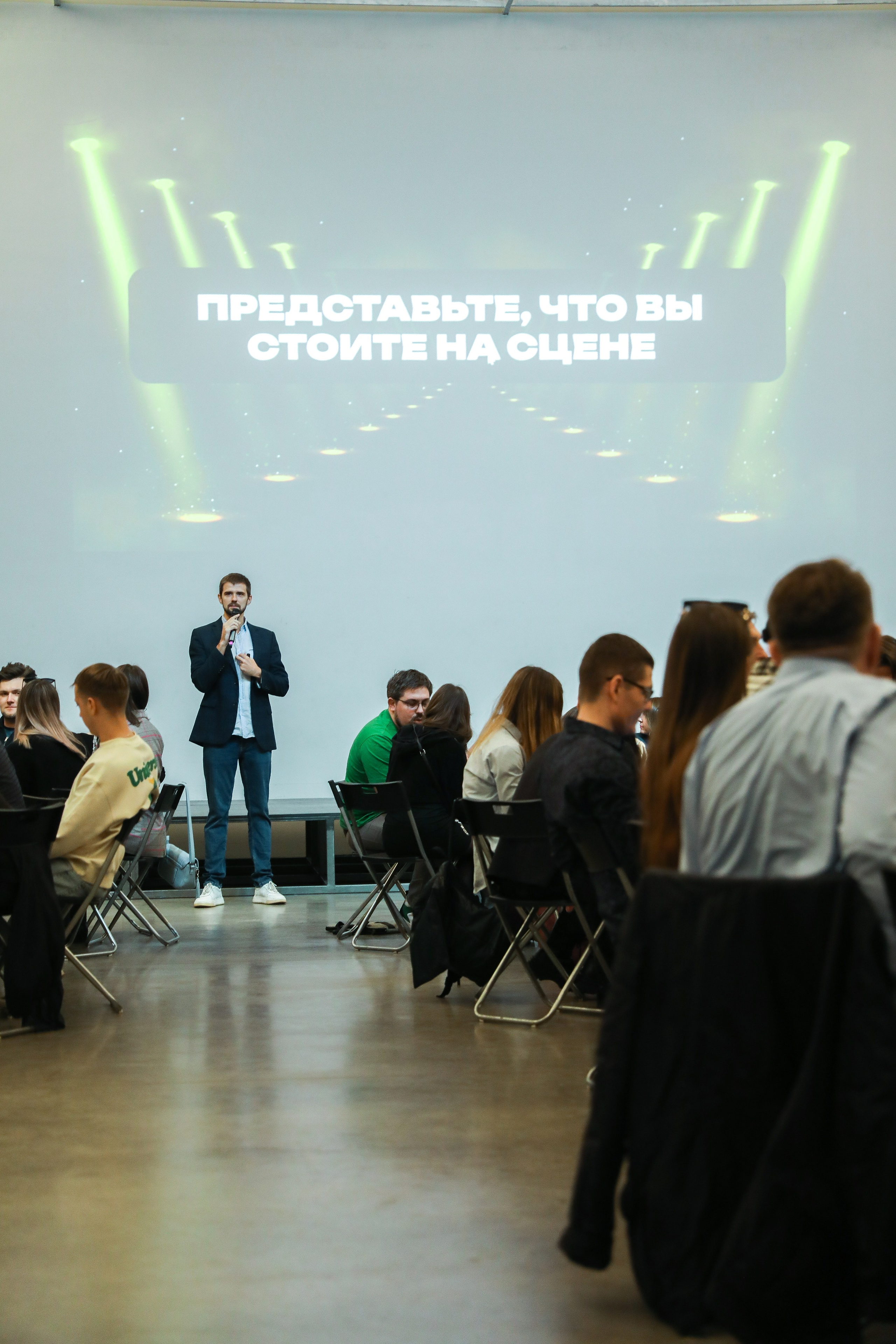 БИЗНЕС ФАКТ. Photographer Viktoriya Markushina «My world throug»