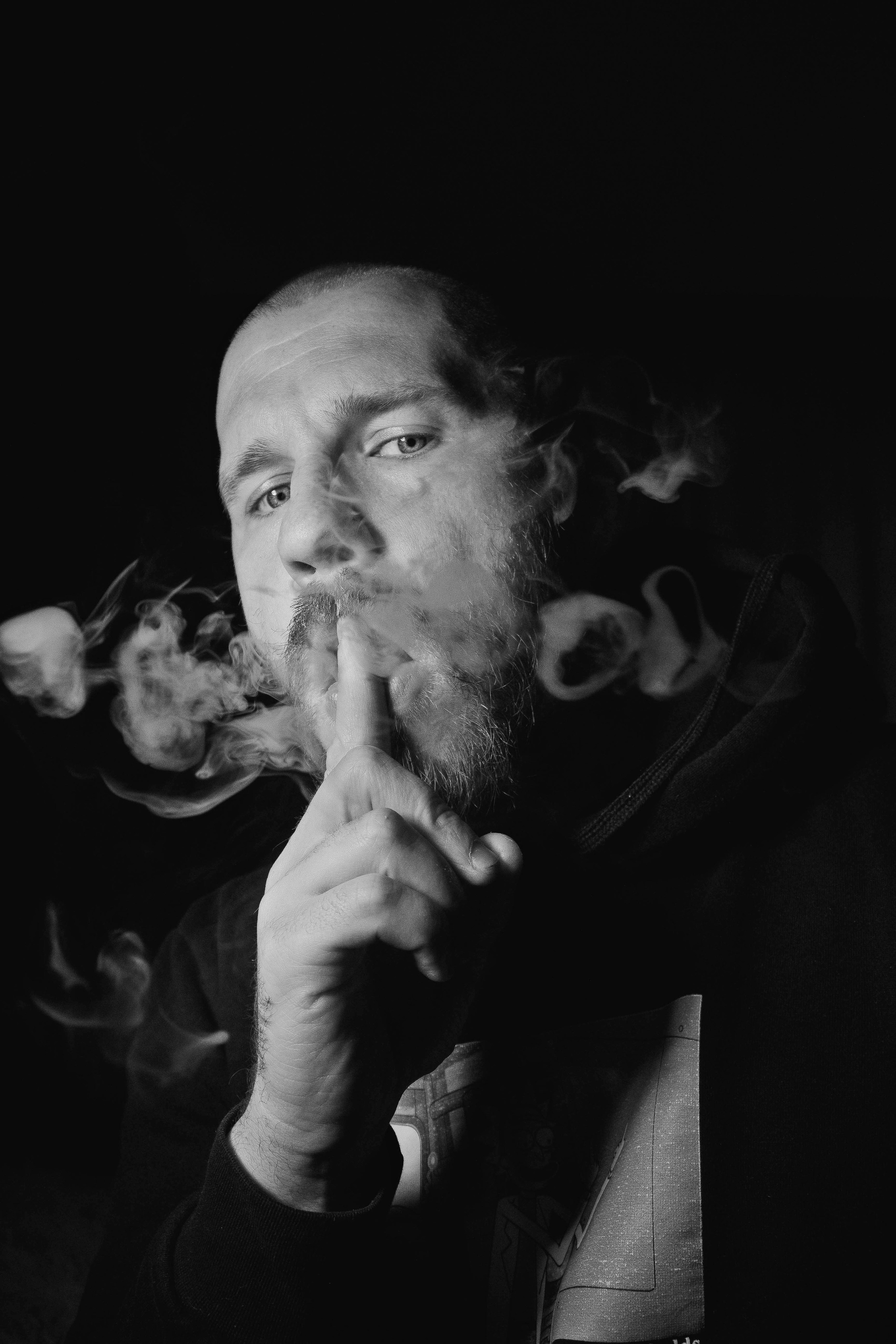 АВТОПОРТРЕТ. Репортажный и портретный фотограф Михаил Мартиросян