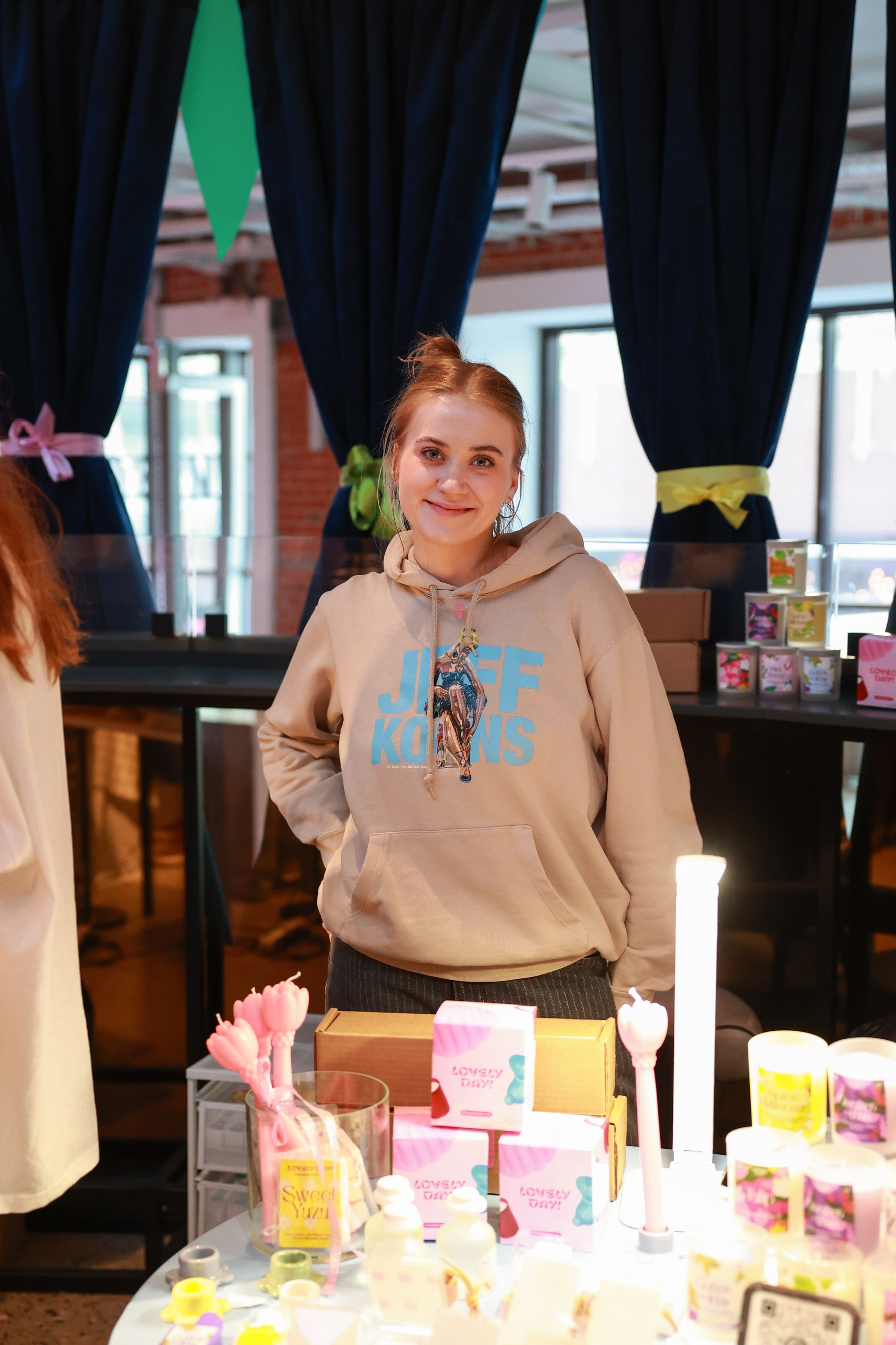 2–3 марта 2024 в пространстве «Три вокзала. Депо» / День 2 / фото Саша Жукова. Фотоотчеты «Ламбада-маркета»