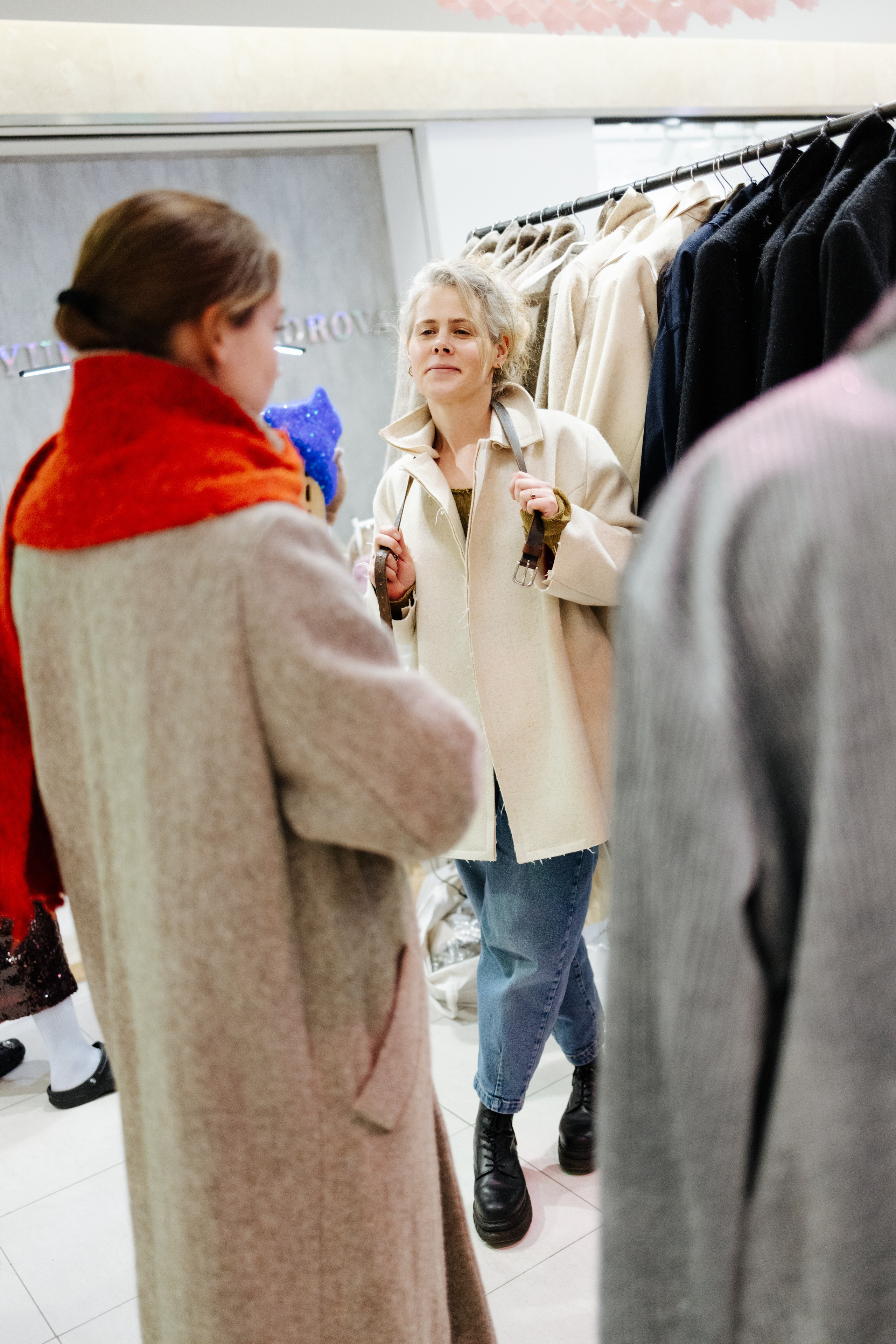 27–28 декабря 2025 Pop-up в Lotte Plaza / фото Валерий Белобеев. Фотоотчеты «Ламбада-маркета»